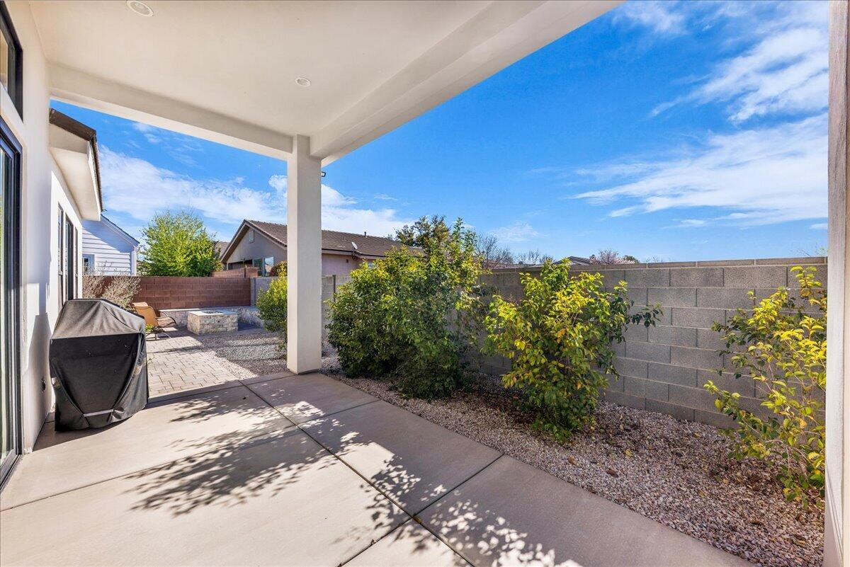 VINEYARD RIDGE - Residential