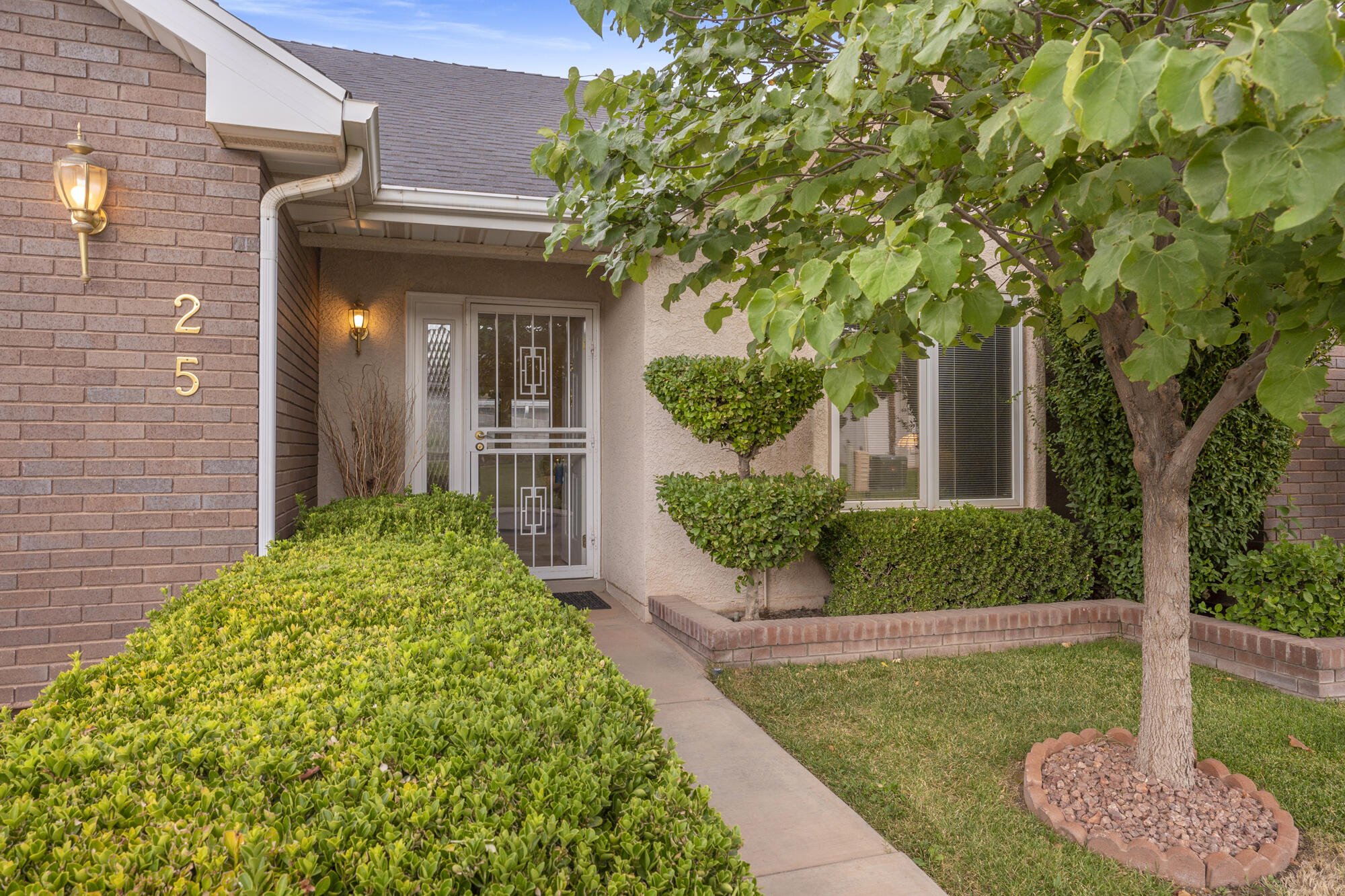 COTTAGES NORTH - Residential