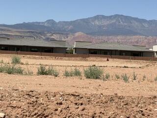 MOORLAND PARK - Land