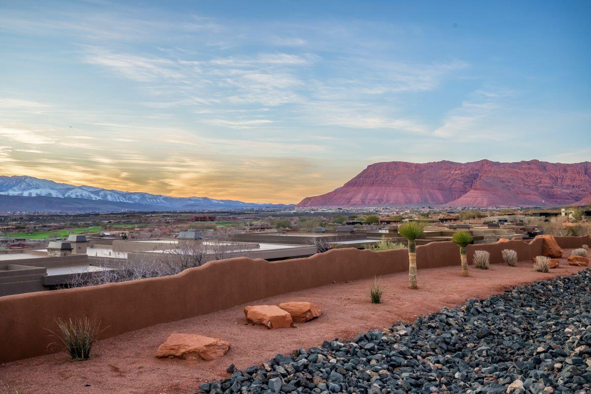 VISTAS AT ENTRADA - Land