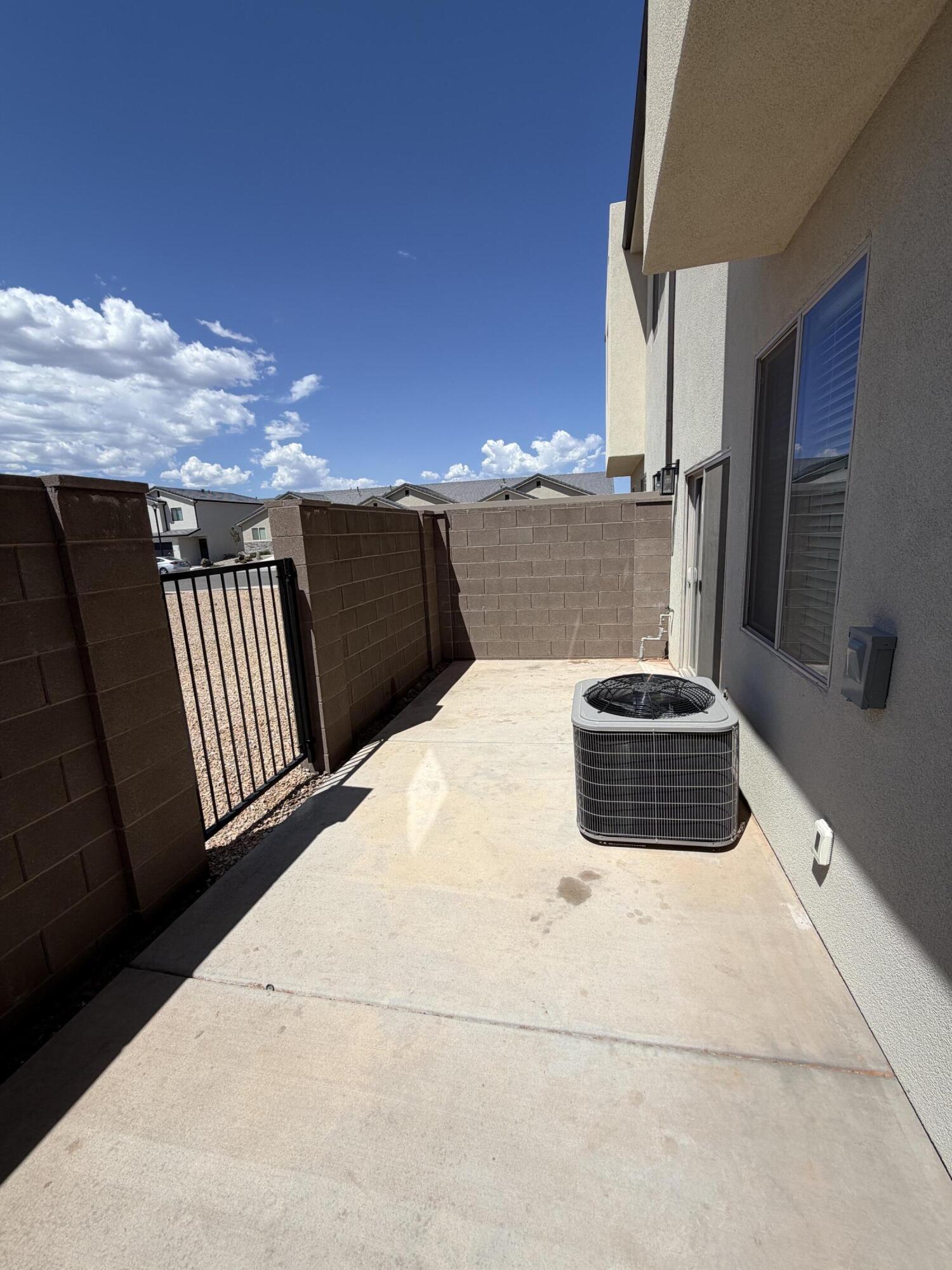 HURRICANE VIEWS - Residential