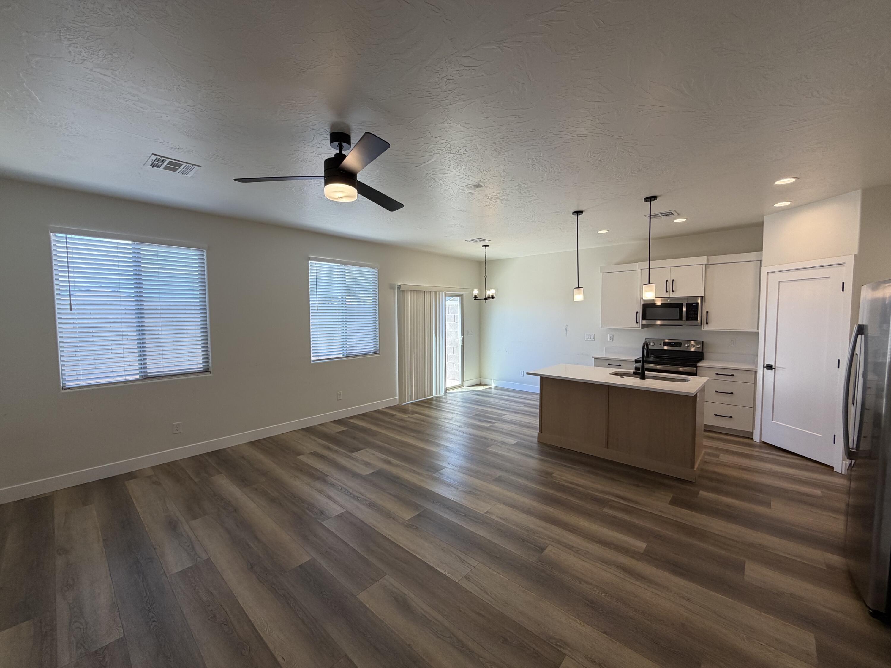 HURRICANE VIEWS - Residential