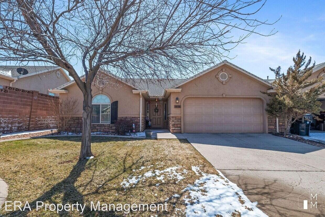 Income producing home in Cedar City. Renters have 12 month lease, through May 2027. Tenants pay $1595/month plus all utilities. 
Home has quiet, private back yard with mature trees.