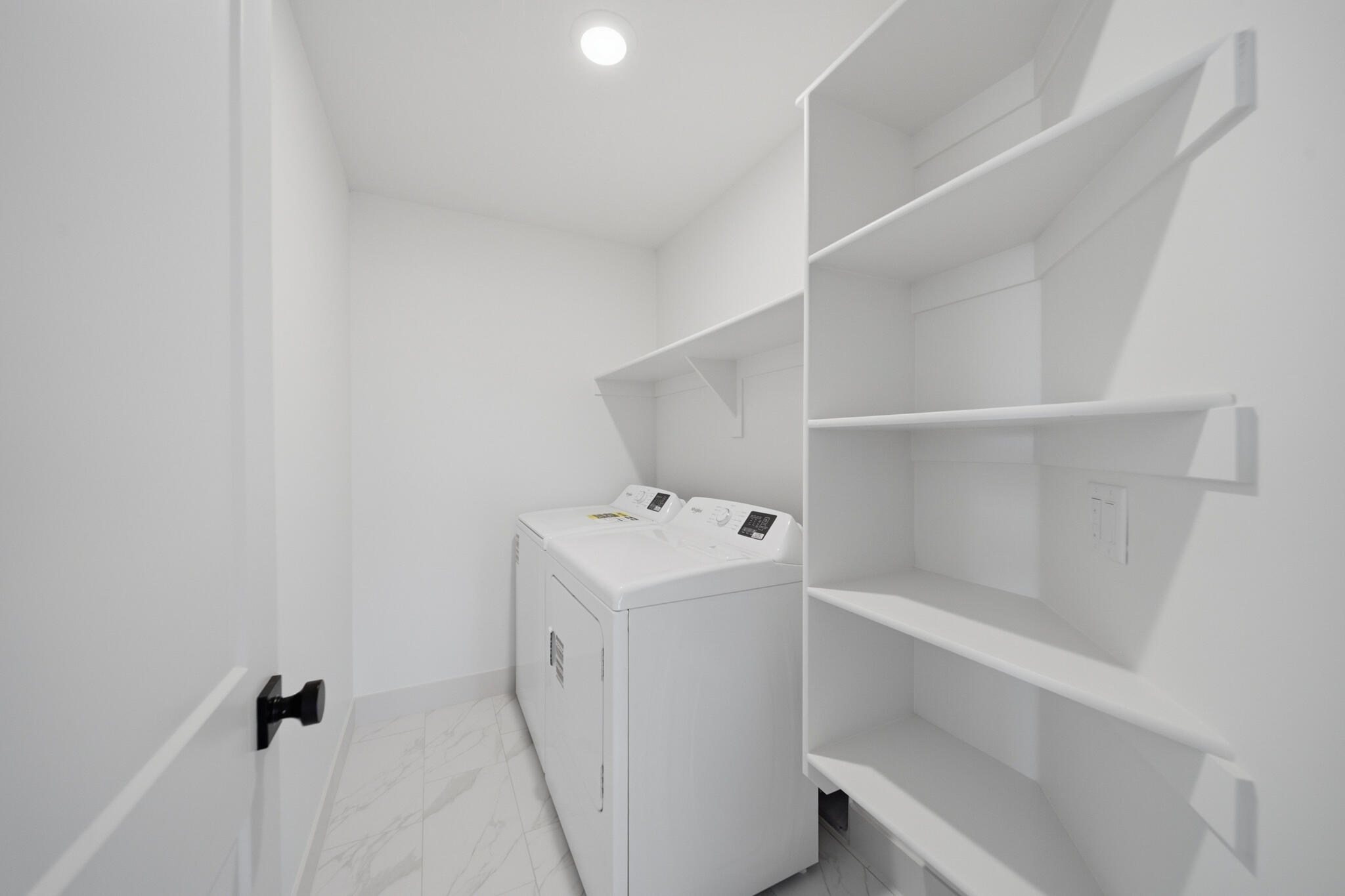 WHITE DOME TOWNHOMES - Residential