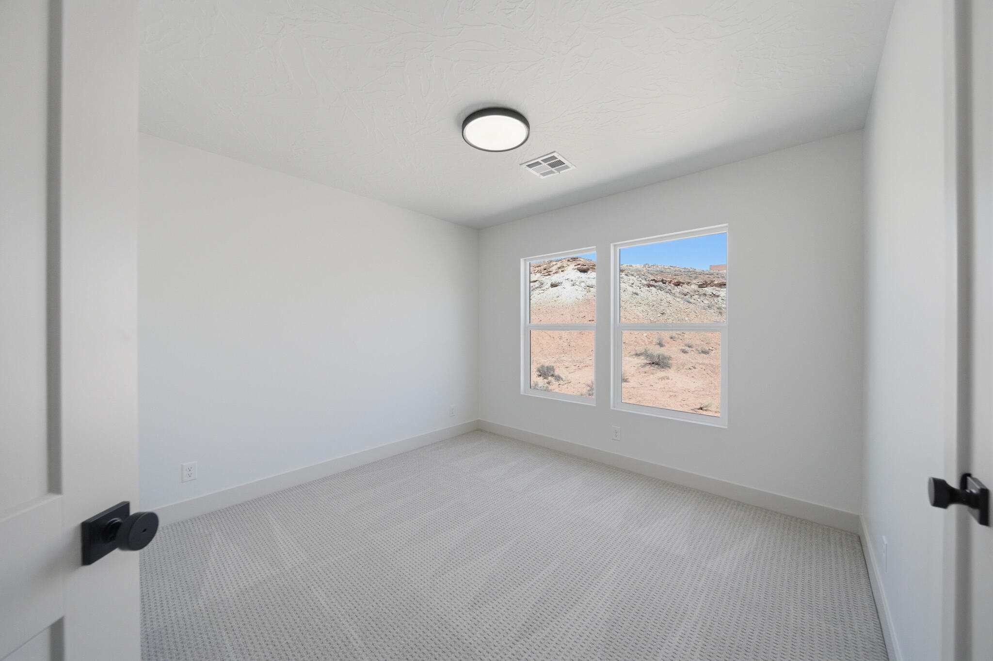 WHITE DOME TOWNHOMES - Residential