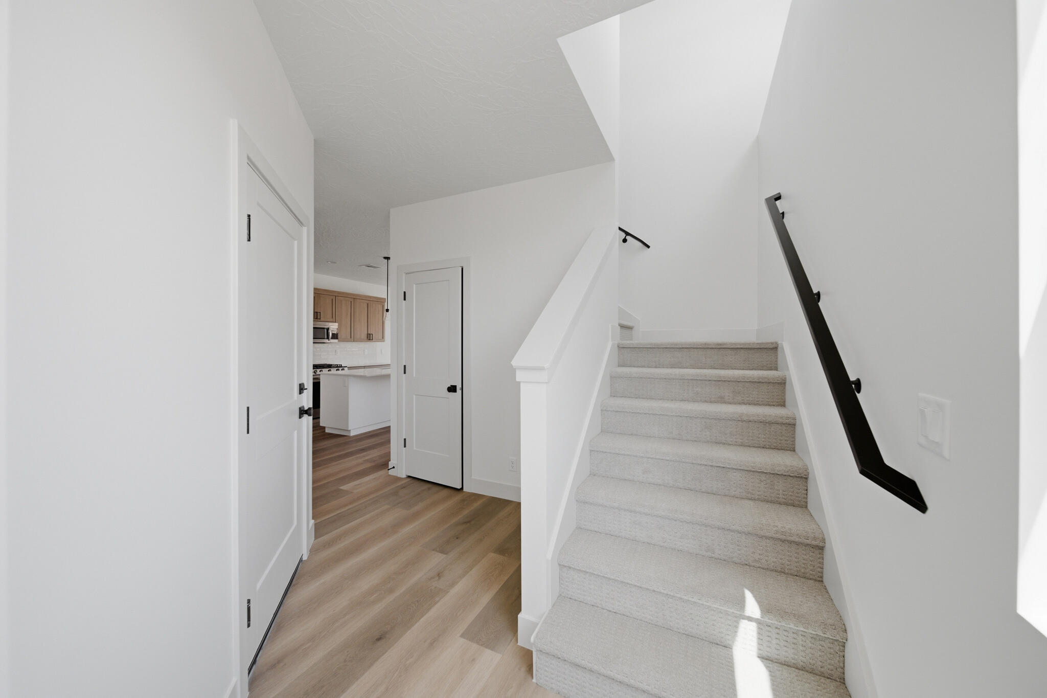 WHITE DOME TOWNHOMES - Residential