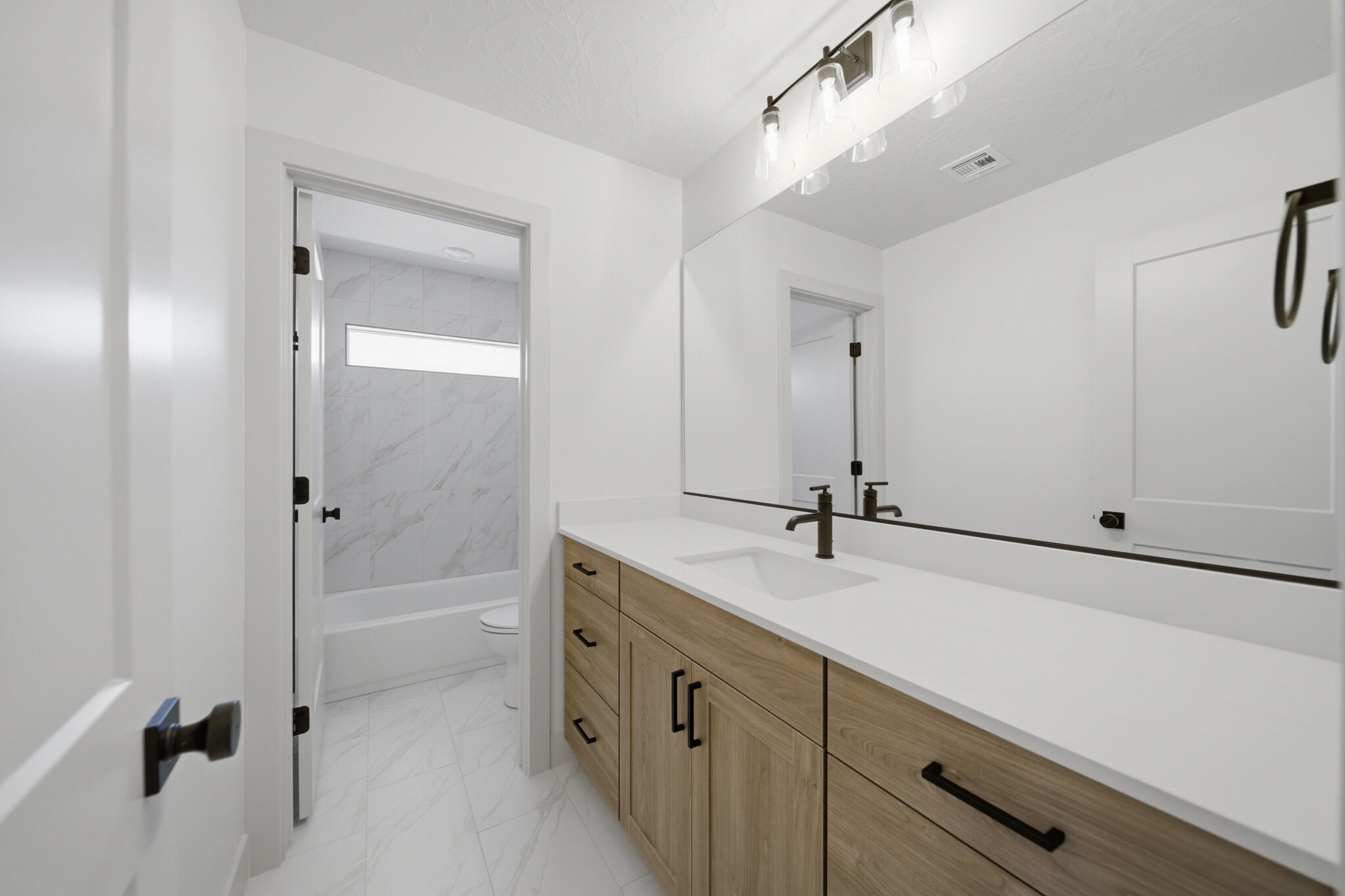 WHITE DOME TOWNHOMES - Residential