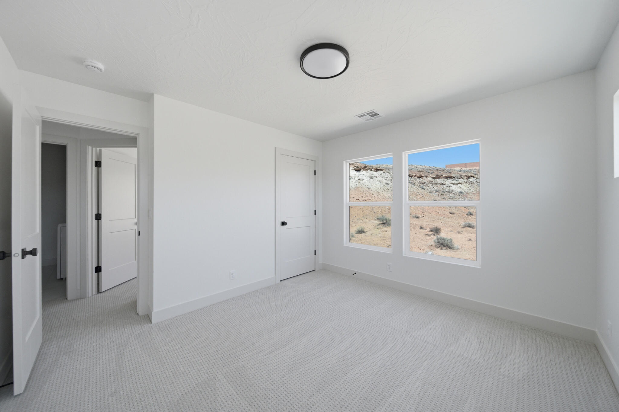 WHITE DOME TOWNHOMES - Residential