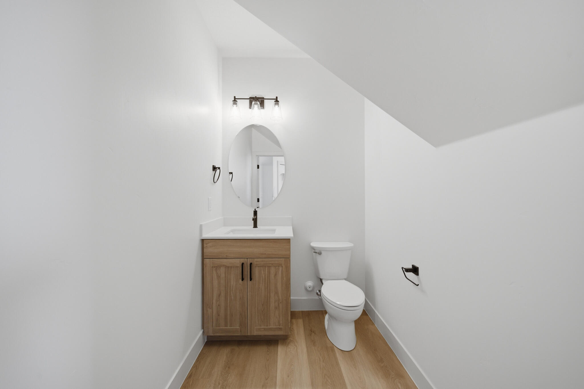WHITE DOME TOWNHOMES - Residential