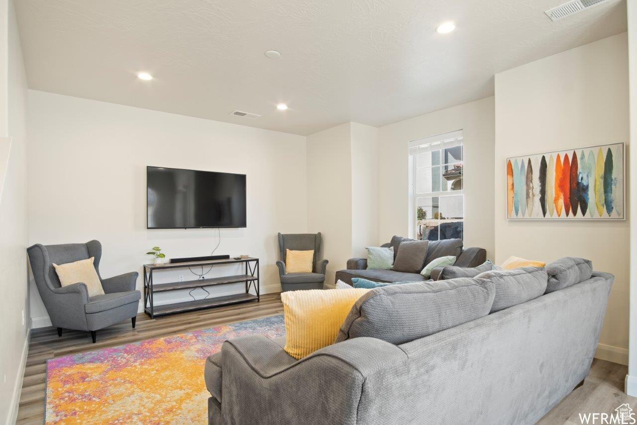 ESCONDIDO AT SIENNA HILLS - Residential