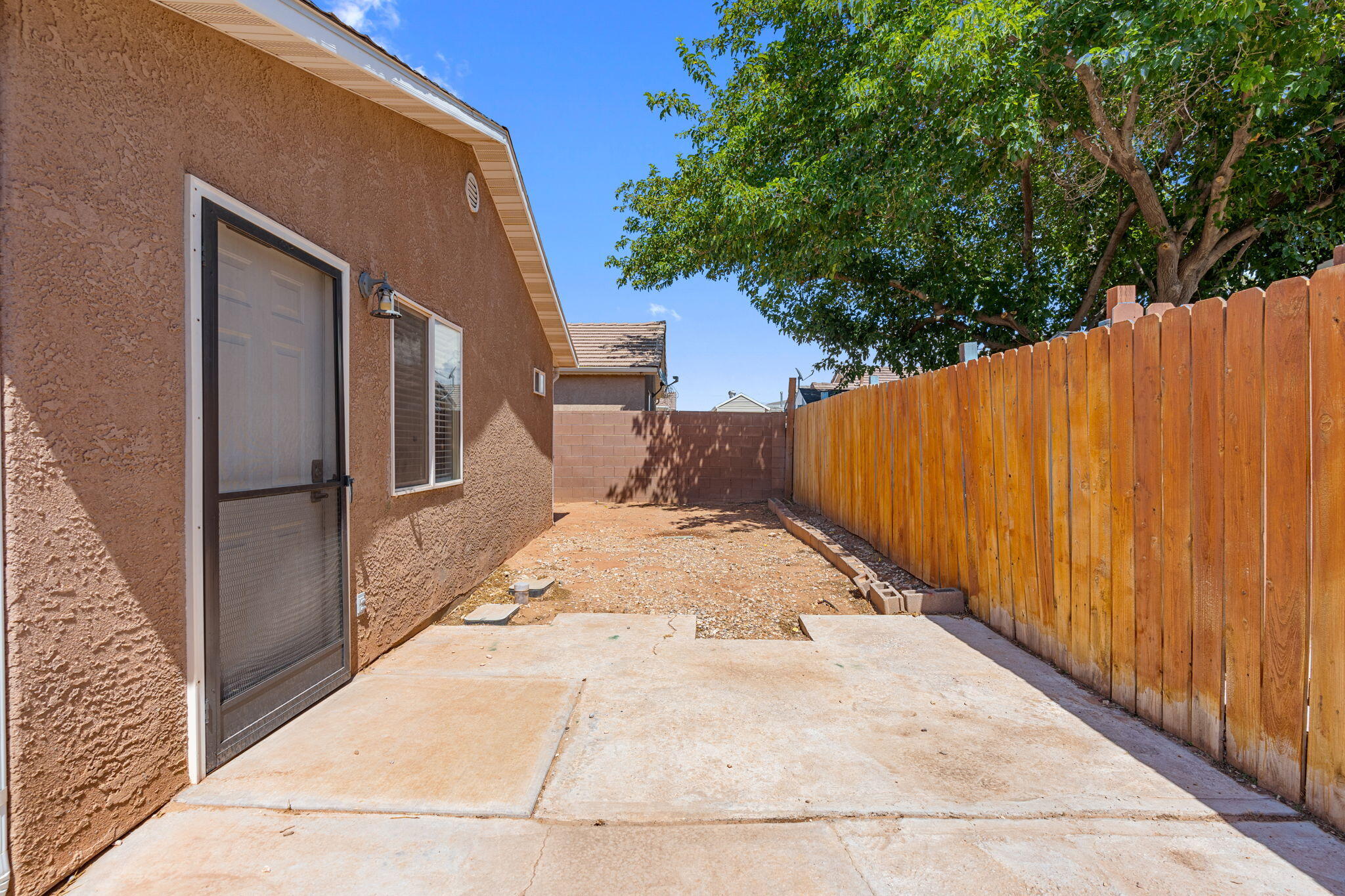 QUAIL LAKE ESTATES - Residential