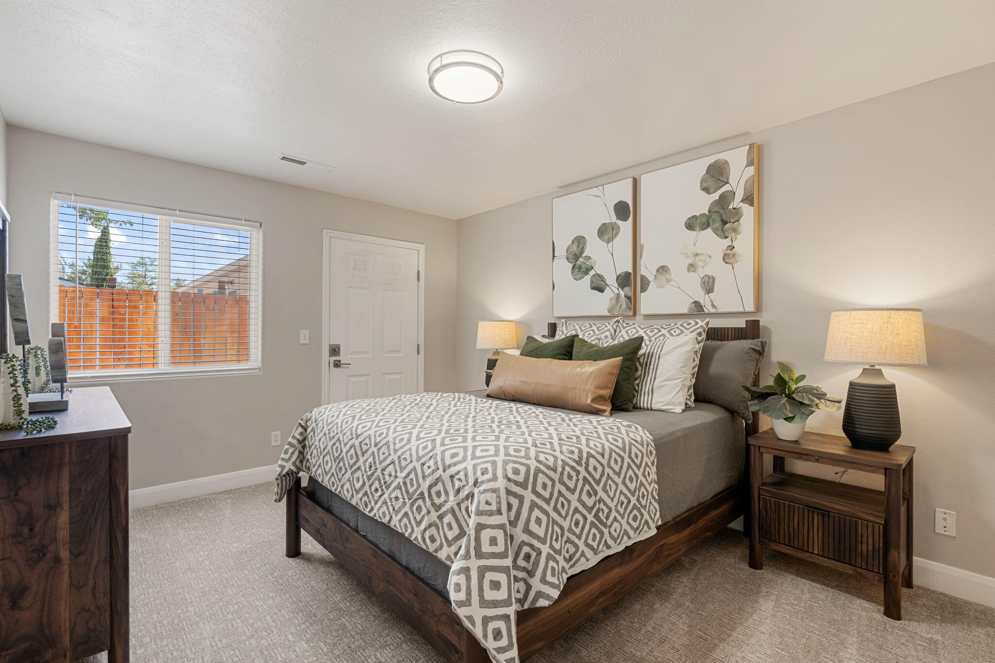 QUAIL LAKE ESTATES - Residential