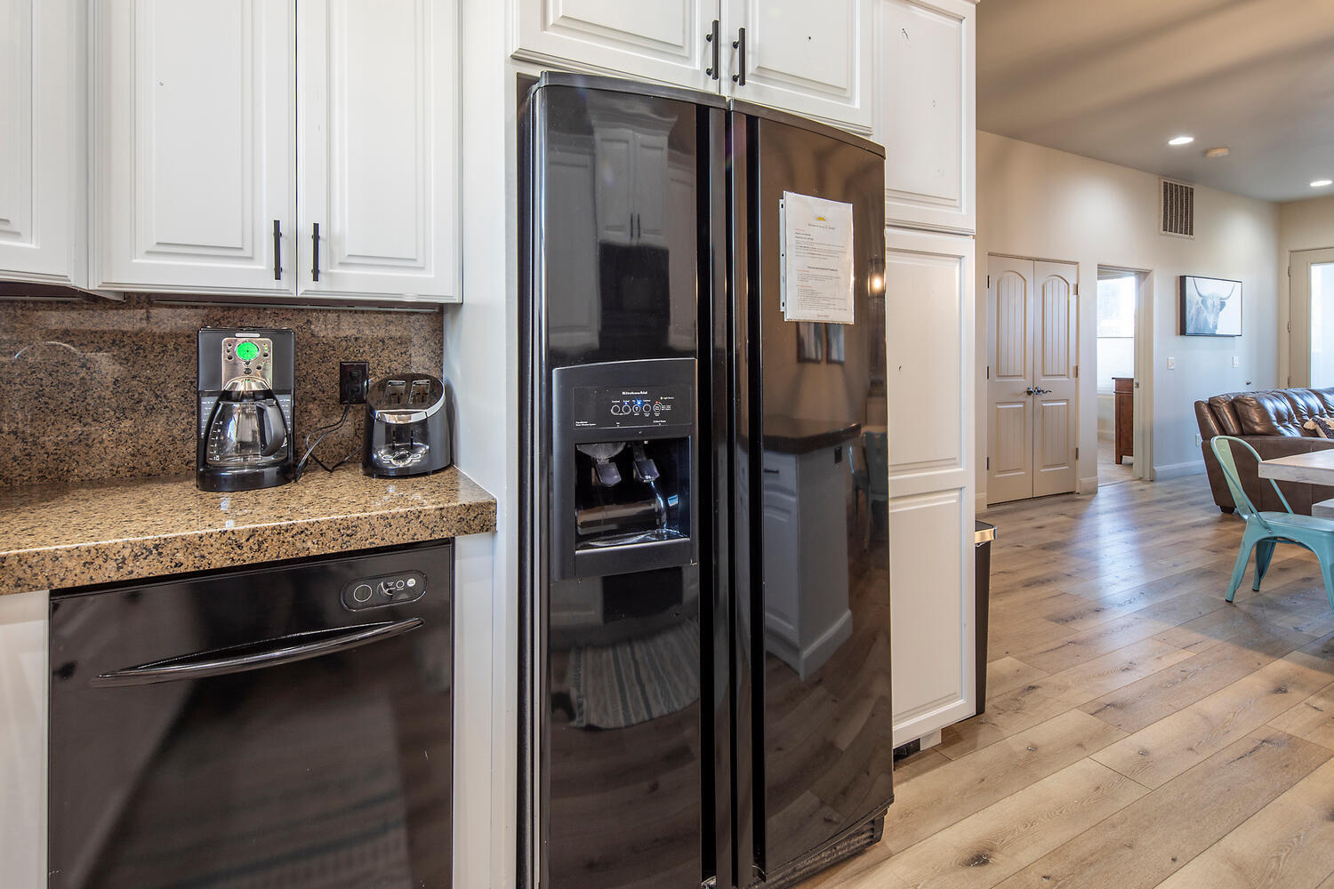POINT VISTA CONDOS - Residential