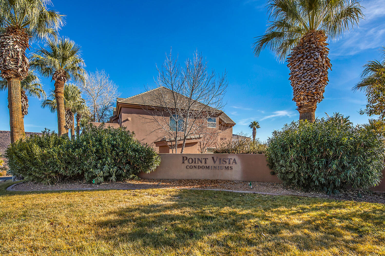 POINT VISTA CONDOS - Residential