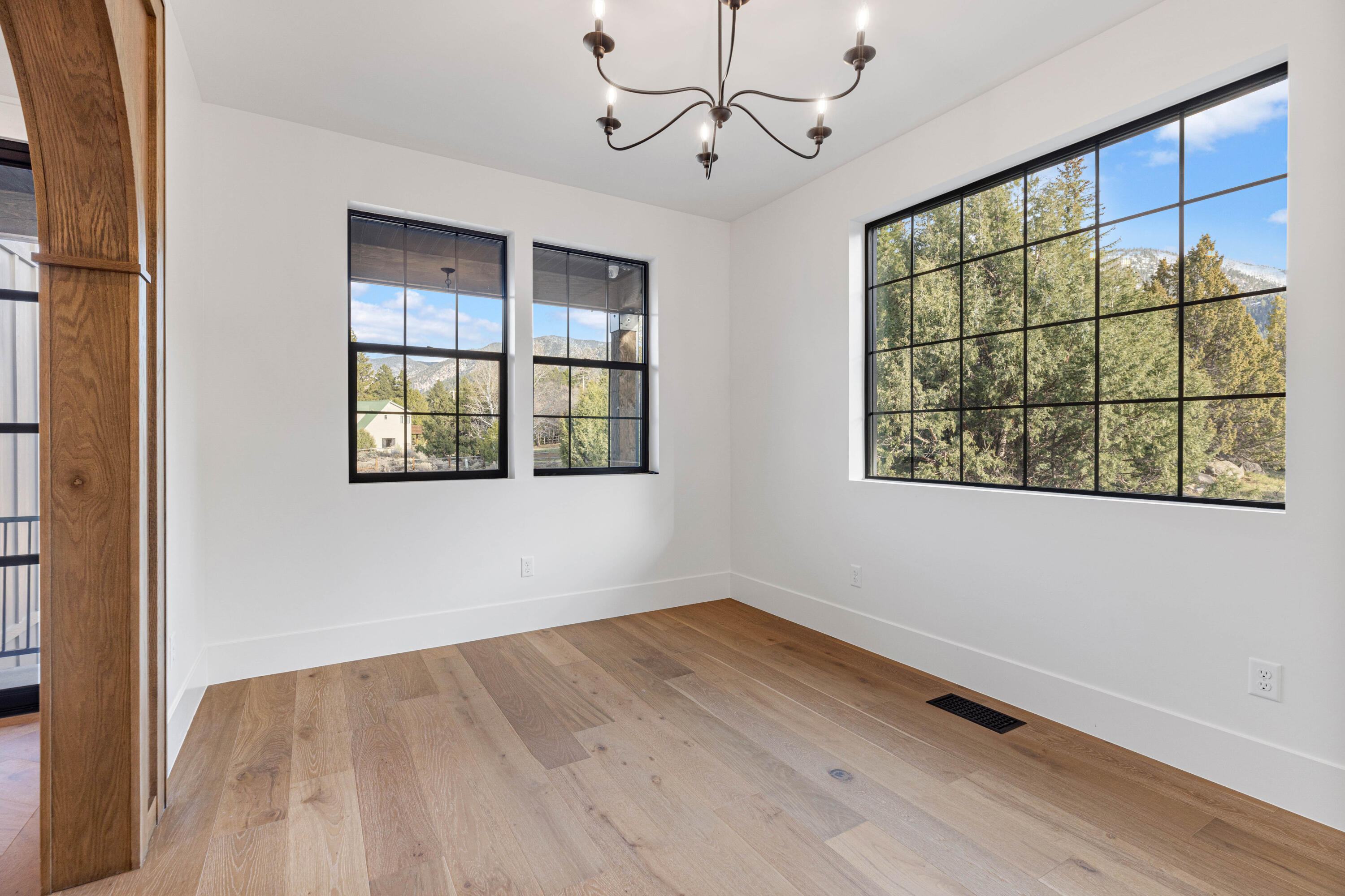 PINESTEAD - Residential