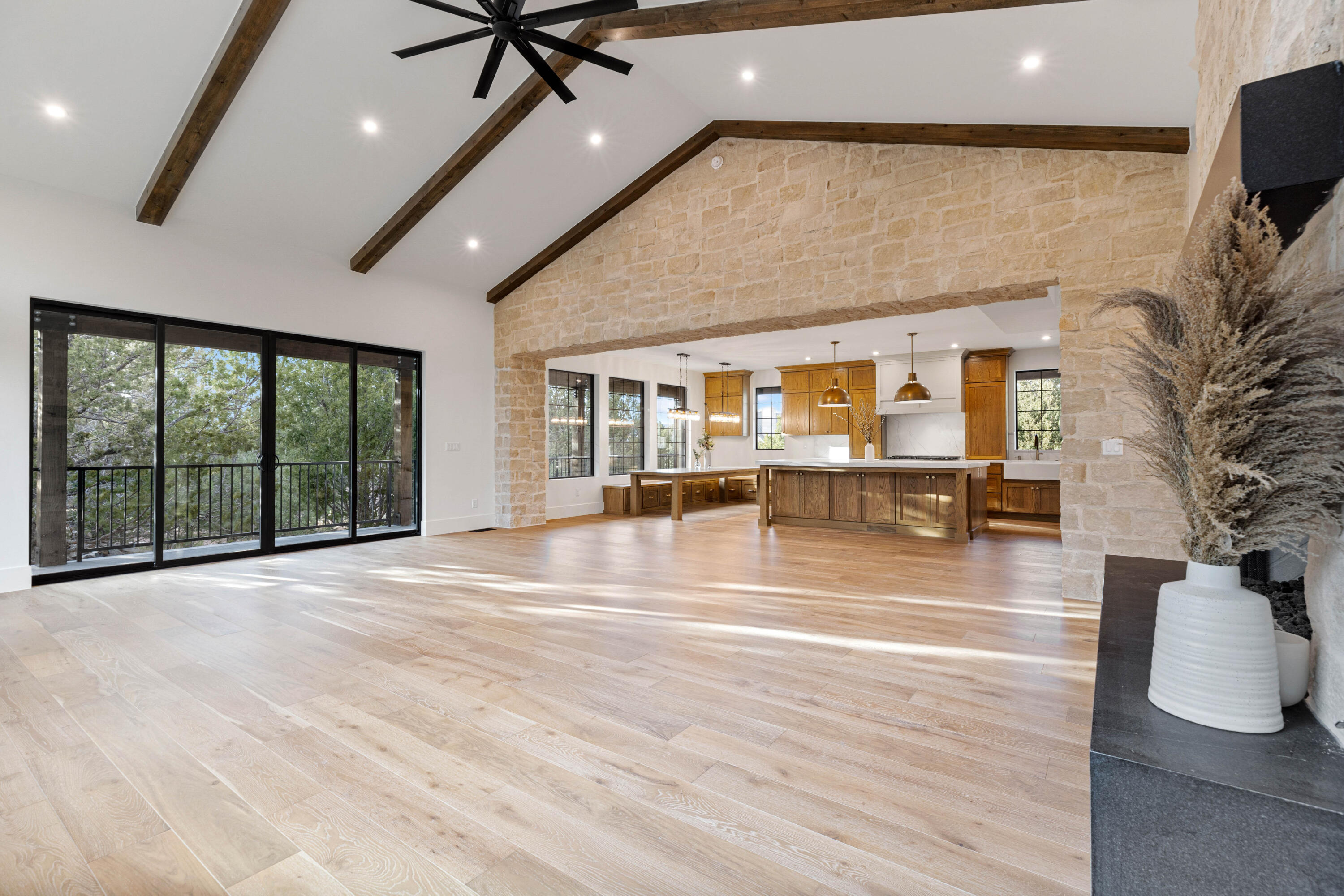 PINESTEAD - Residential