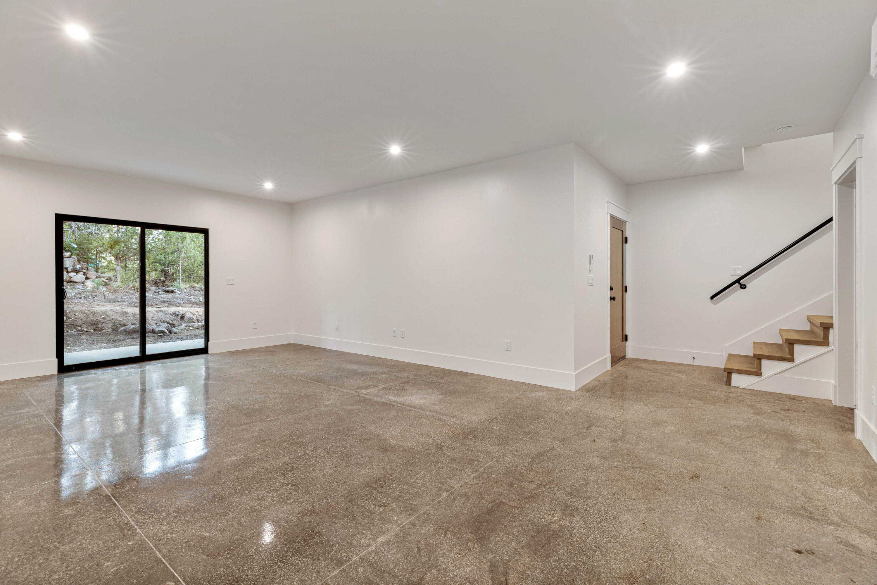 PINESTEAD - Residential
