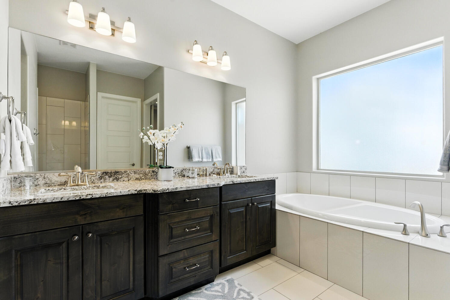 LEDGES OF SG NORTHGATE PEAKS - Residential