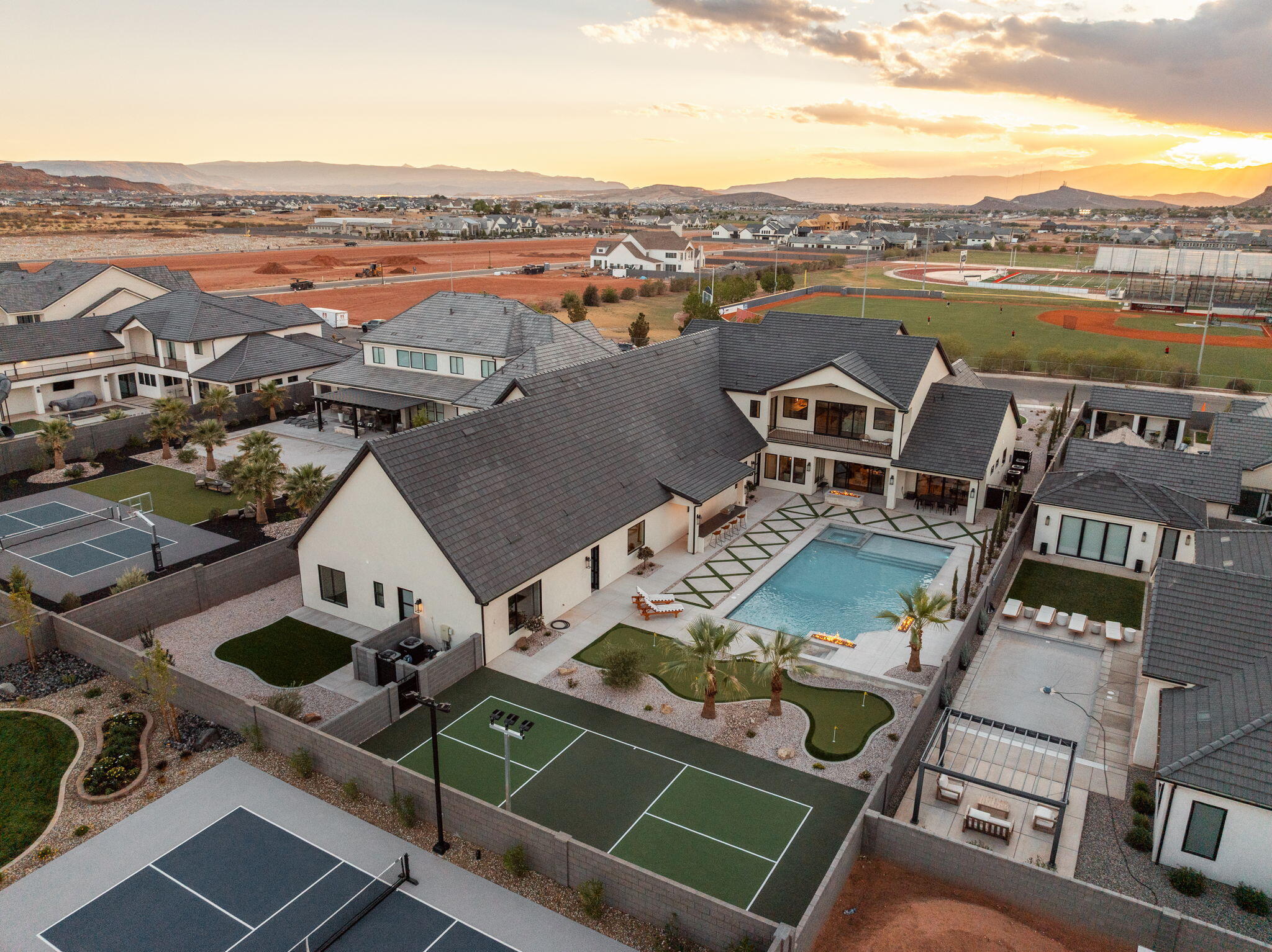 BRECKENRIDGE ESTATES - Residential