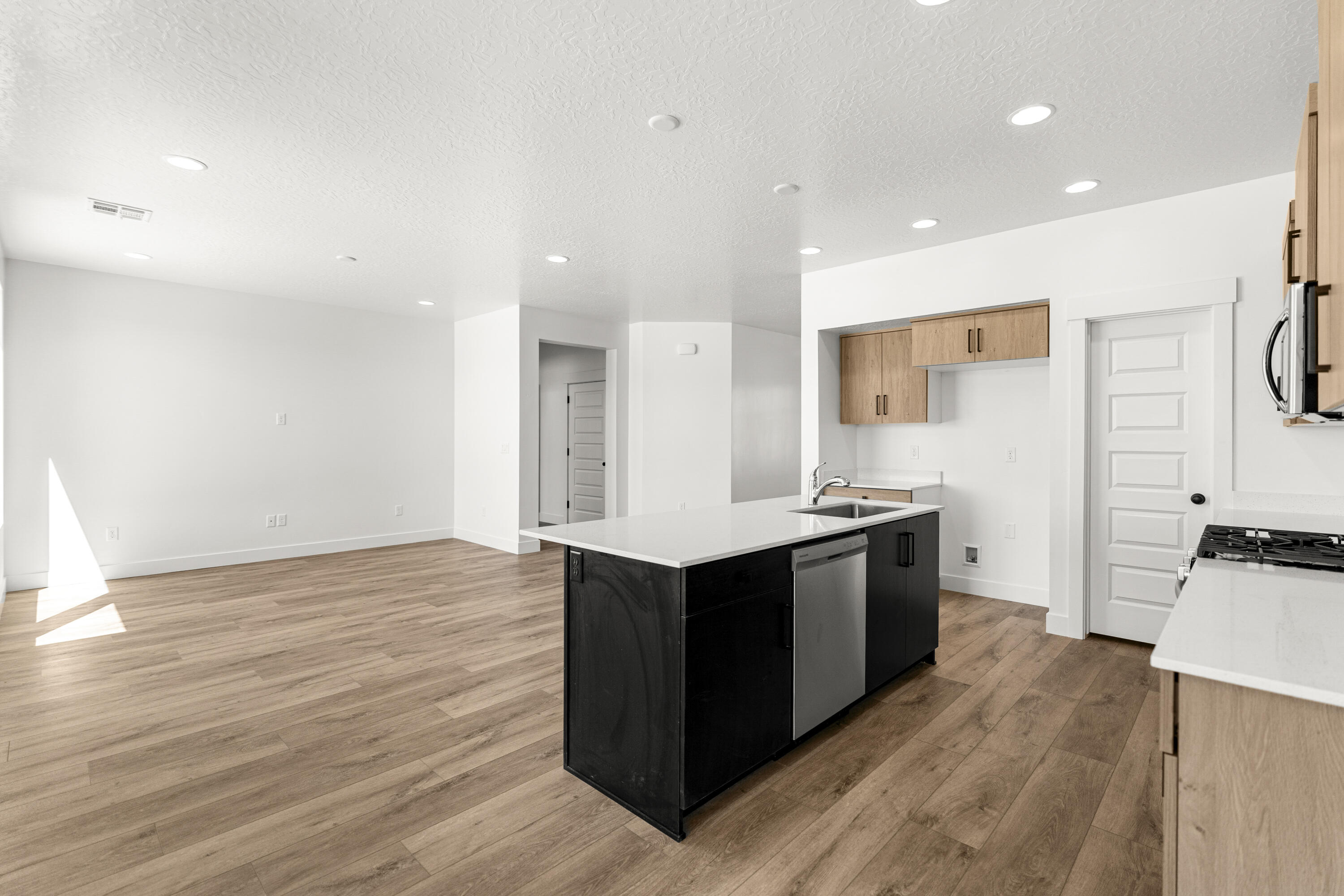 WHITE HILLS SUB - Residential