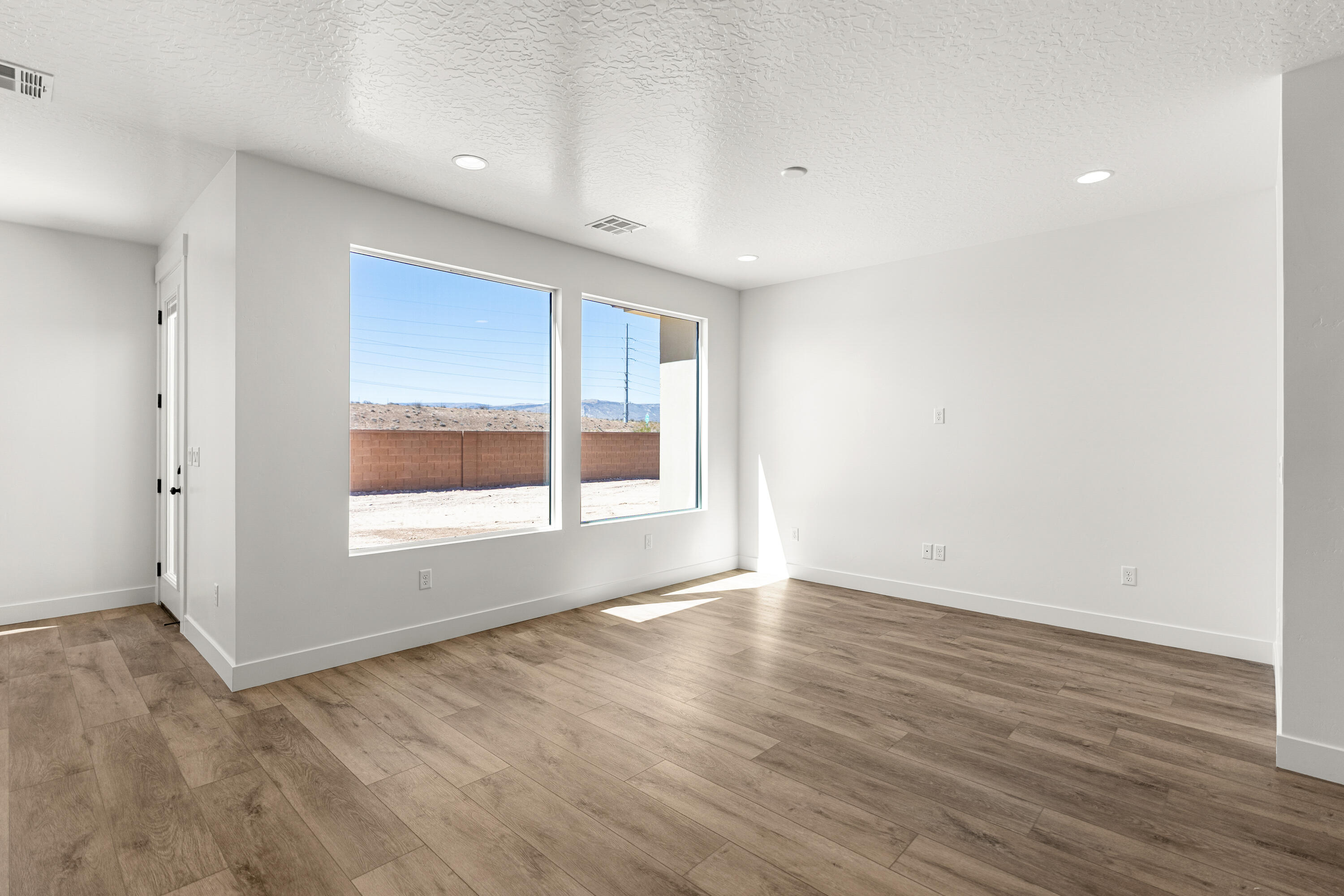 WHITE HILLS SUB - Residential