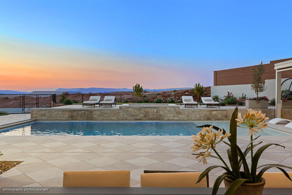 BANDED HILLS SUB - Residential
