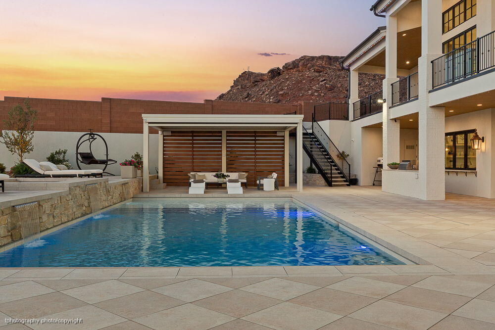 BANDED HILLS SUB - Residential