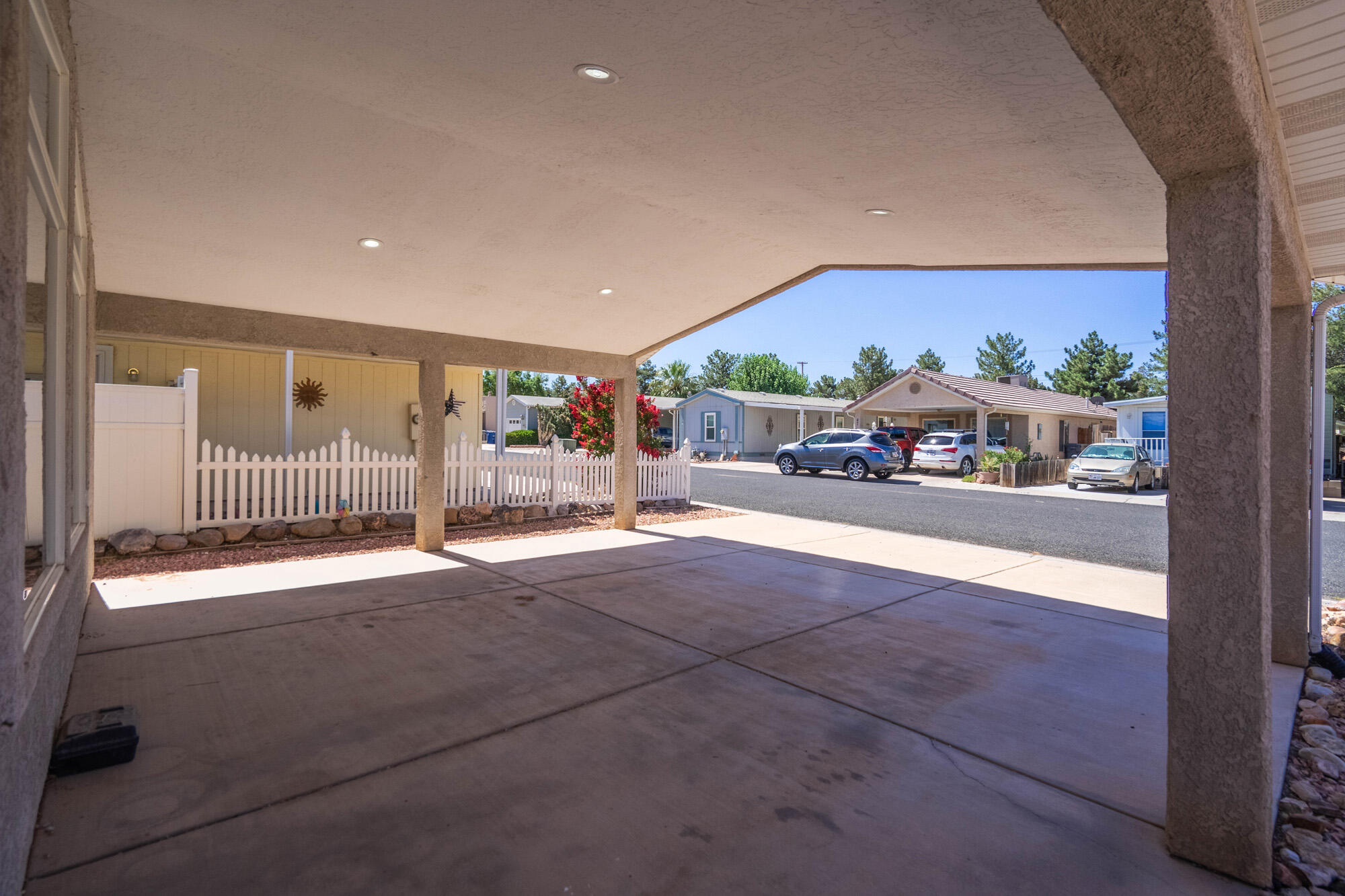 QUAIL LAKE ESTATES - Residential