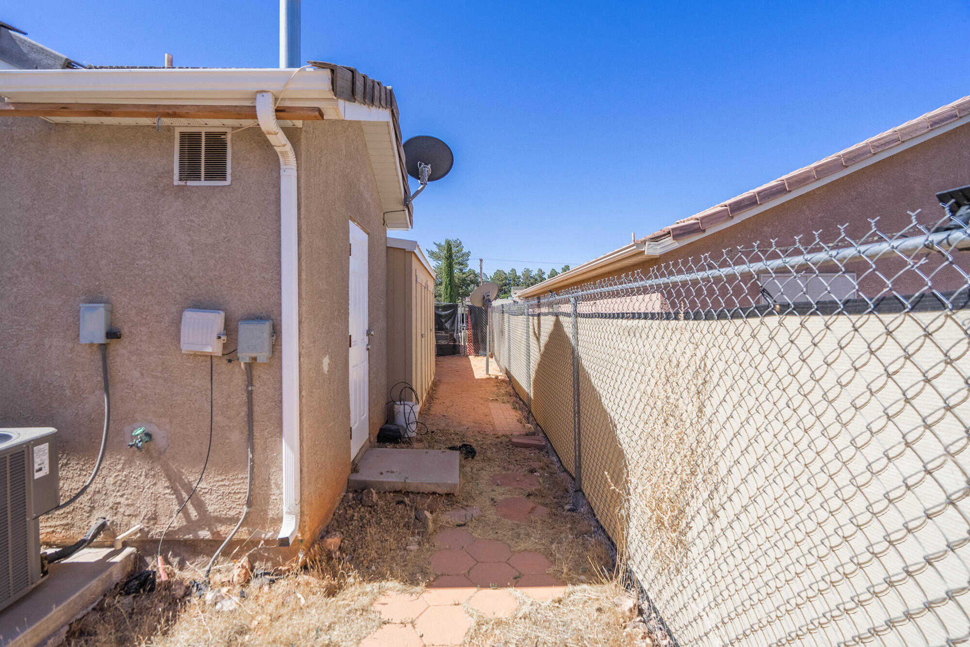 QUAIL LAKE ESTATES - Residential