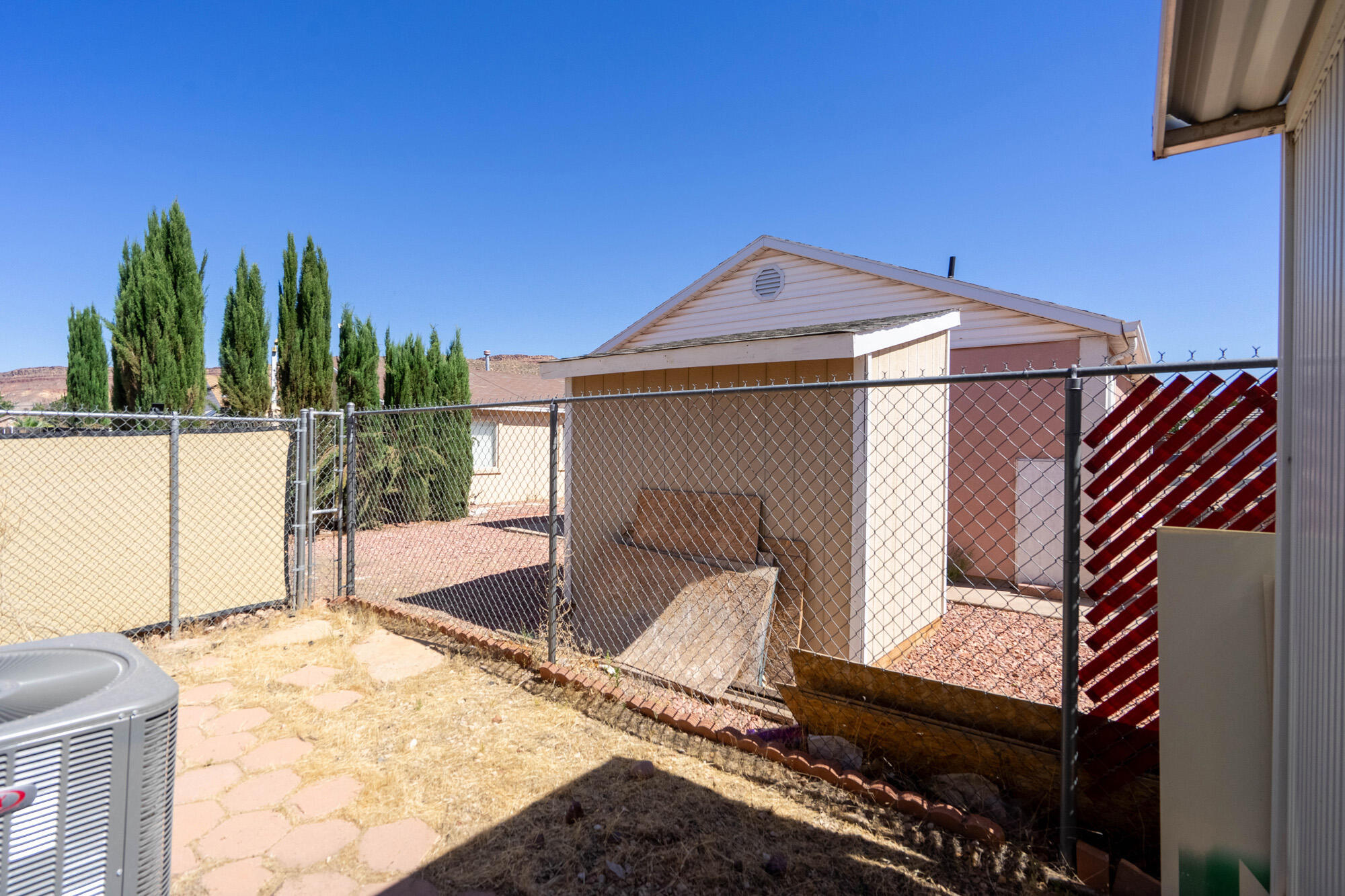 QUAIL LAKE ESTATES - Residential