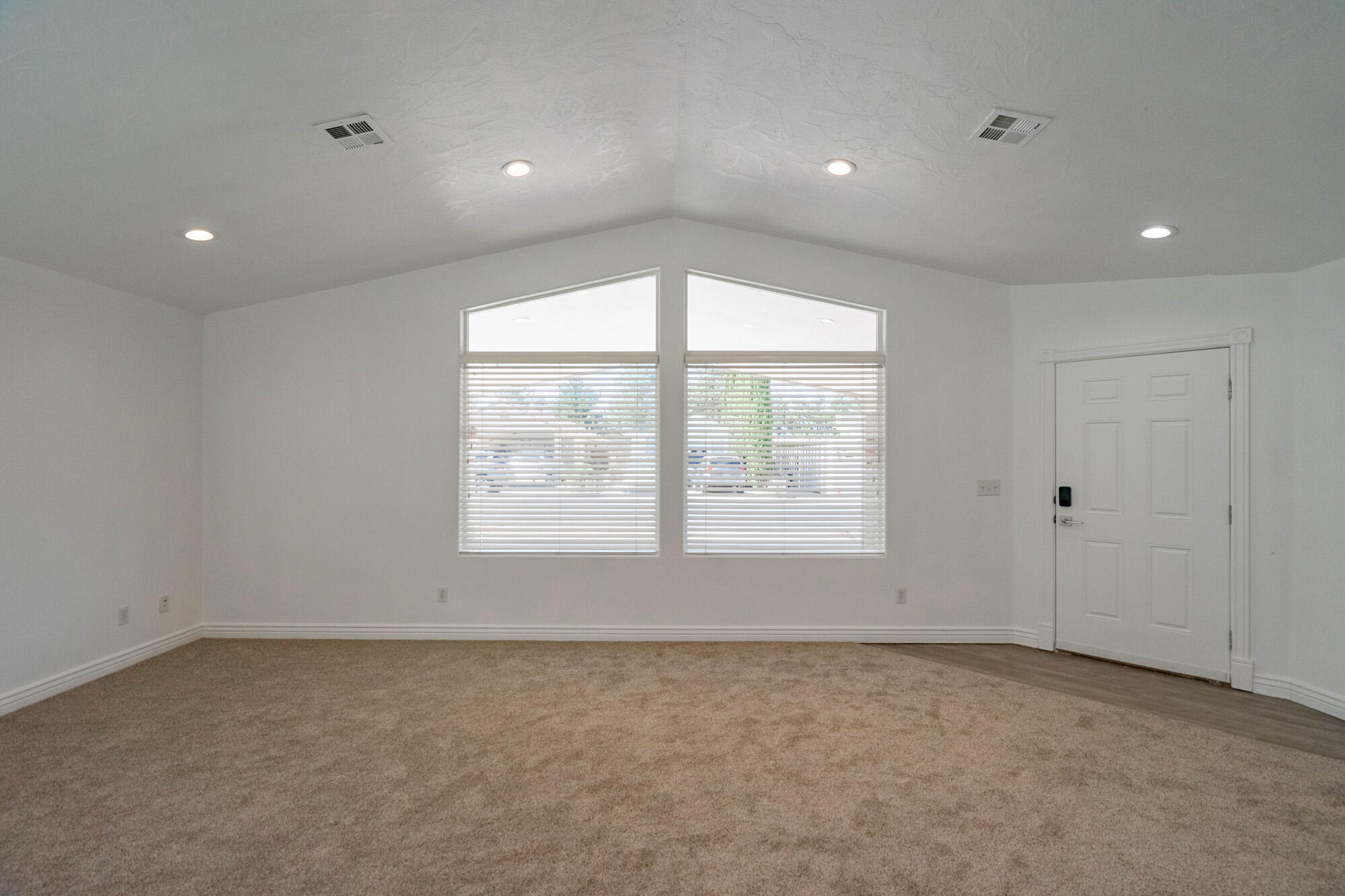 QUAIL LAKE ESTATES - Residential