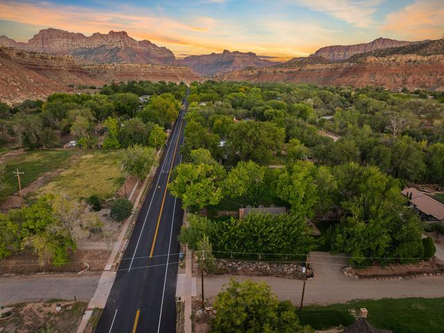 ROCKVILLE TOWNSITE - Residential