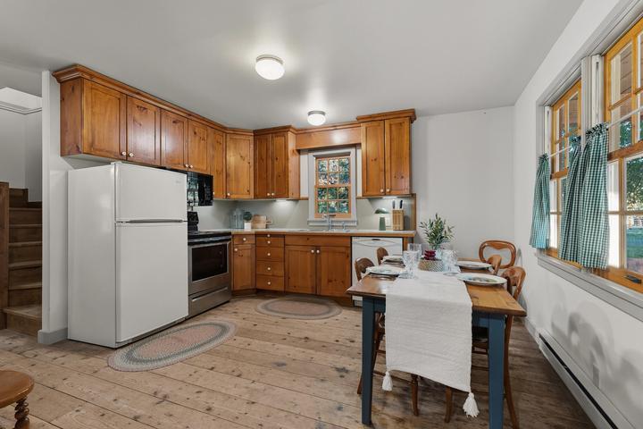ROCKVILLE TOWNSITE - Residential
