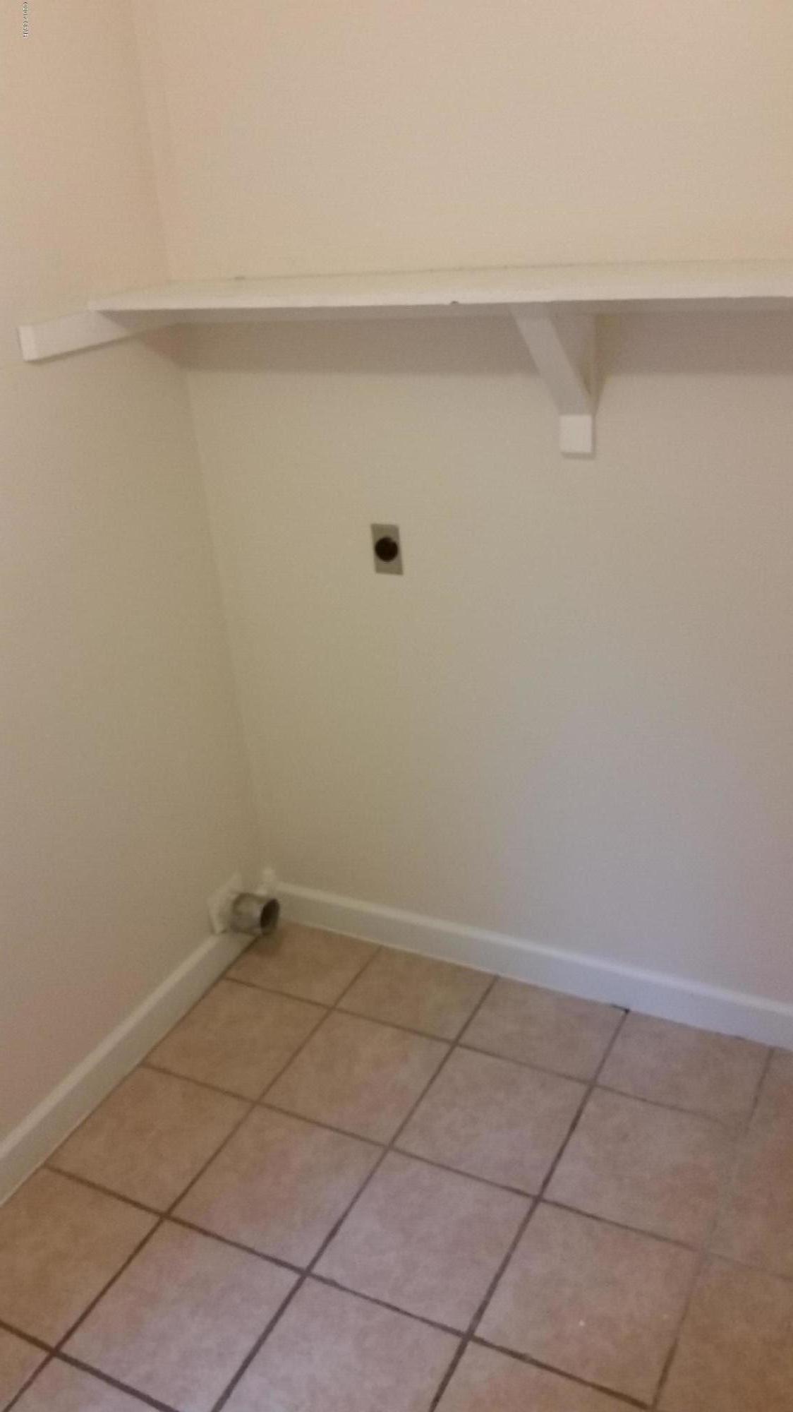 [No Recorded Subdiv] - Residential Lease
