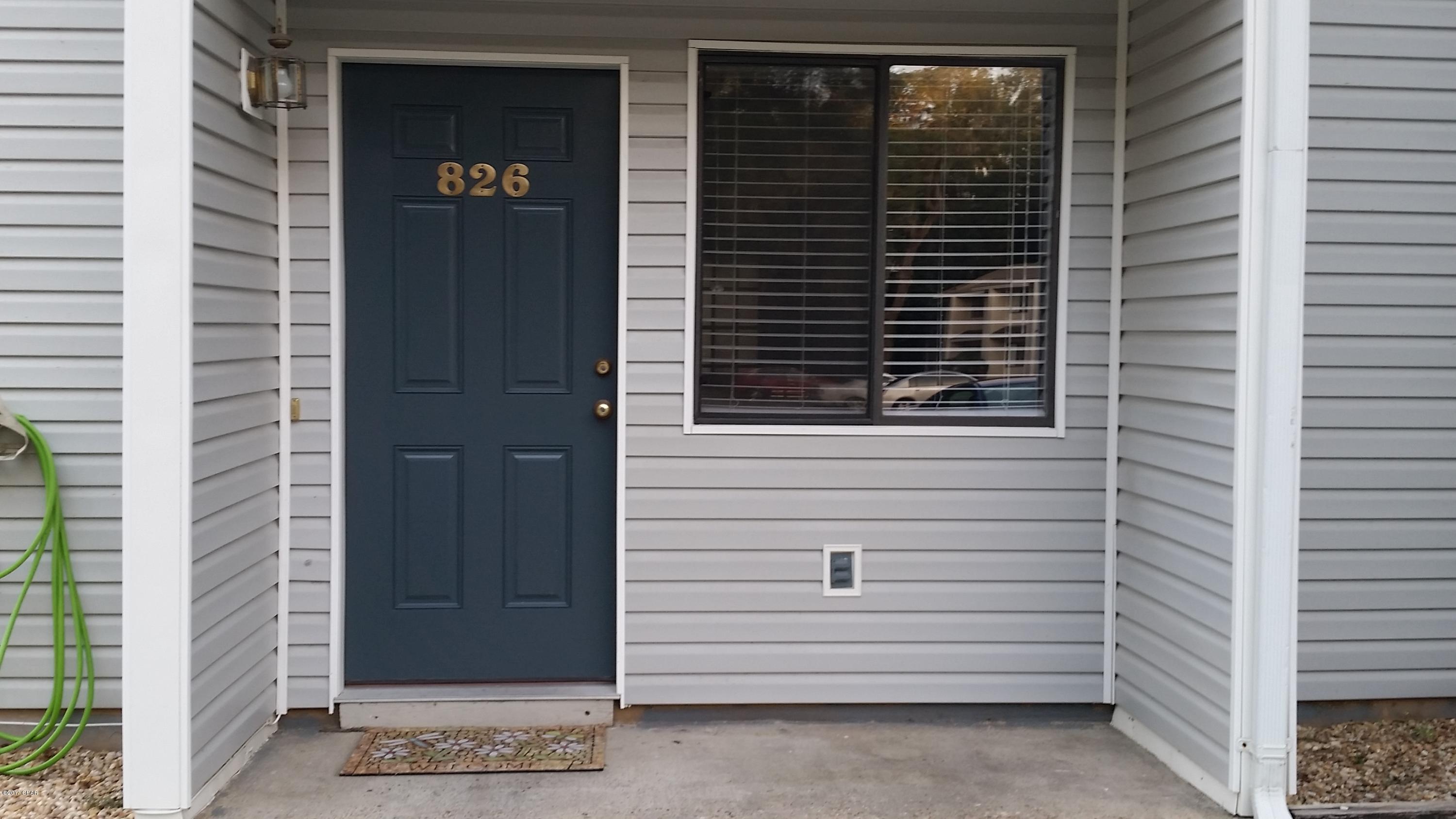 Townhome with tile floor in living area, smooth top range, dishwasher, and washer/dryer hook-ups. Trash and lawn service included.



Procurement property. NO PETS……No Smoking.



All measurements are approximate.