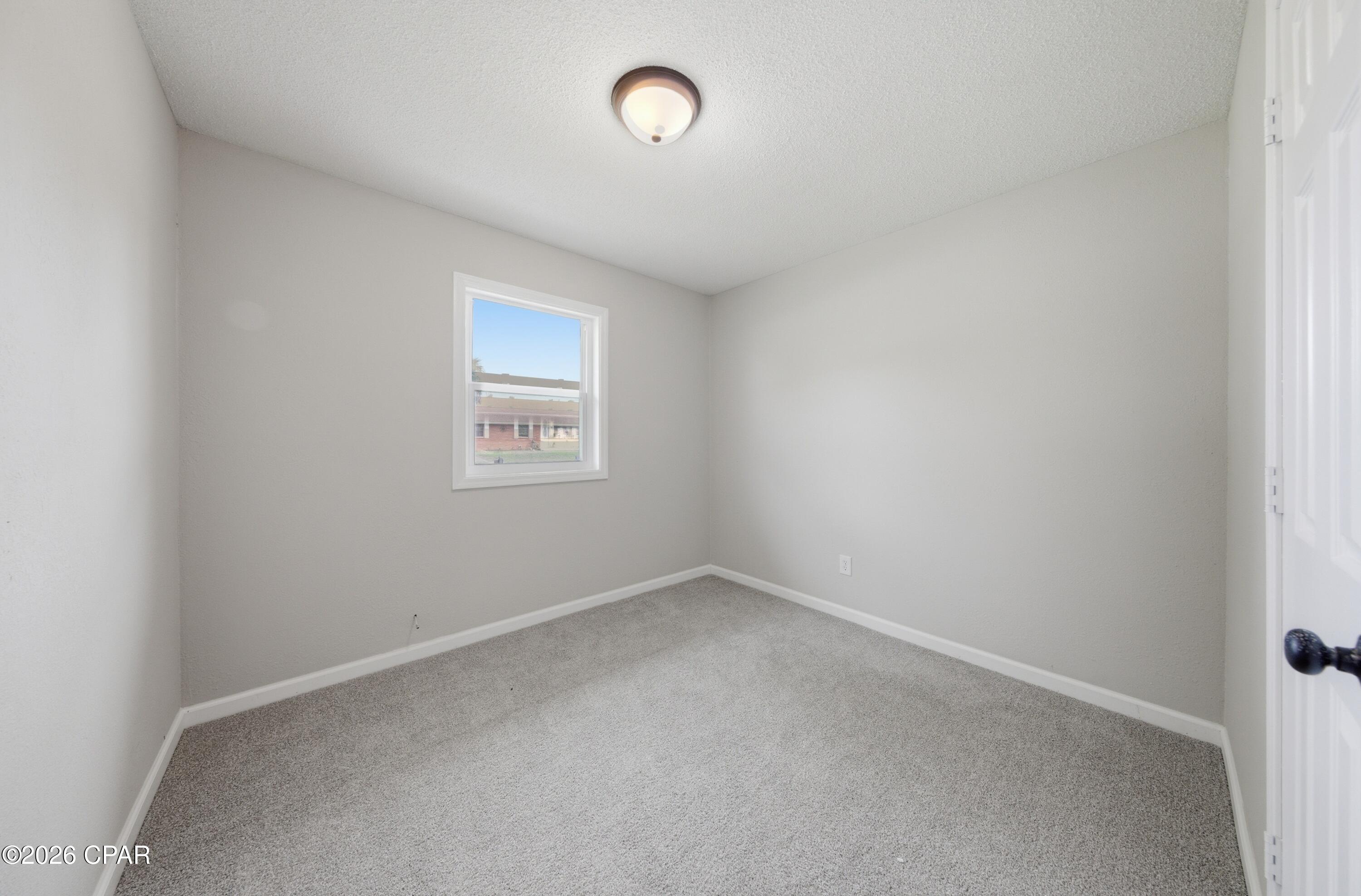 Hentz 1st Add Unit B - Residential