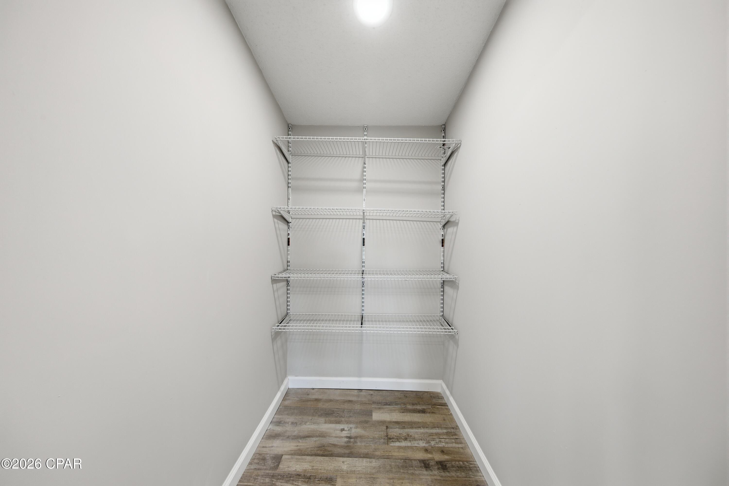 Hentz 1st Add Unit B - Residential