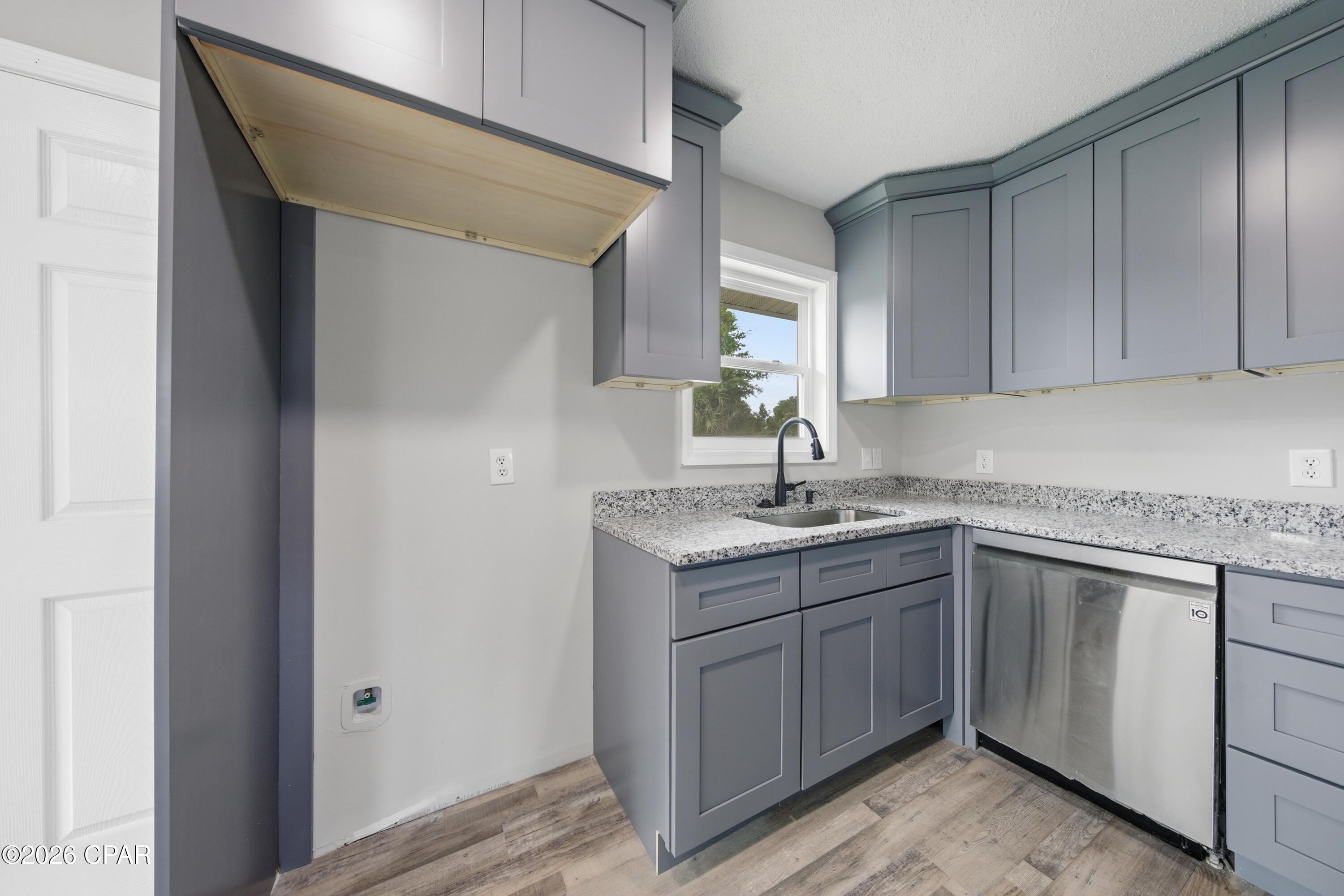 Hentz 1st Add Unit B - Residential