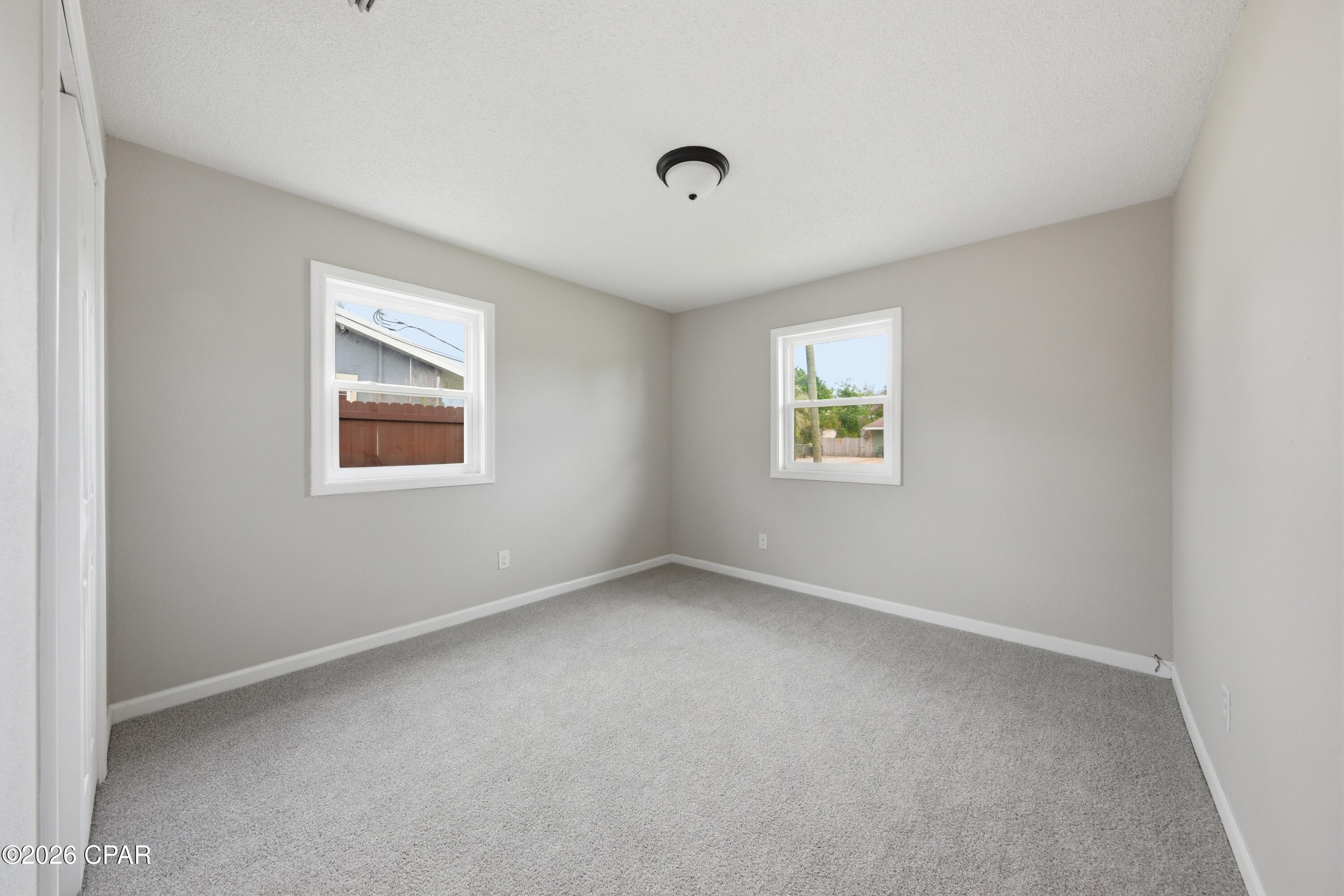Hentz 1st Add Unit B - Residential