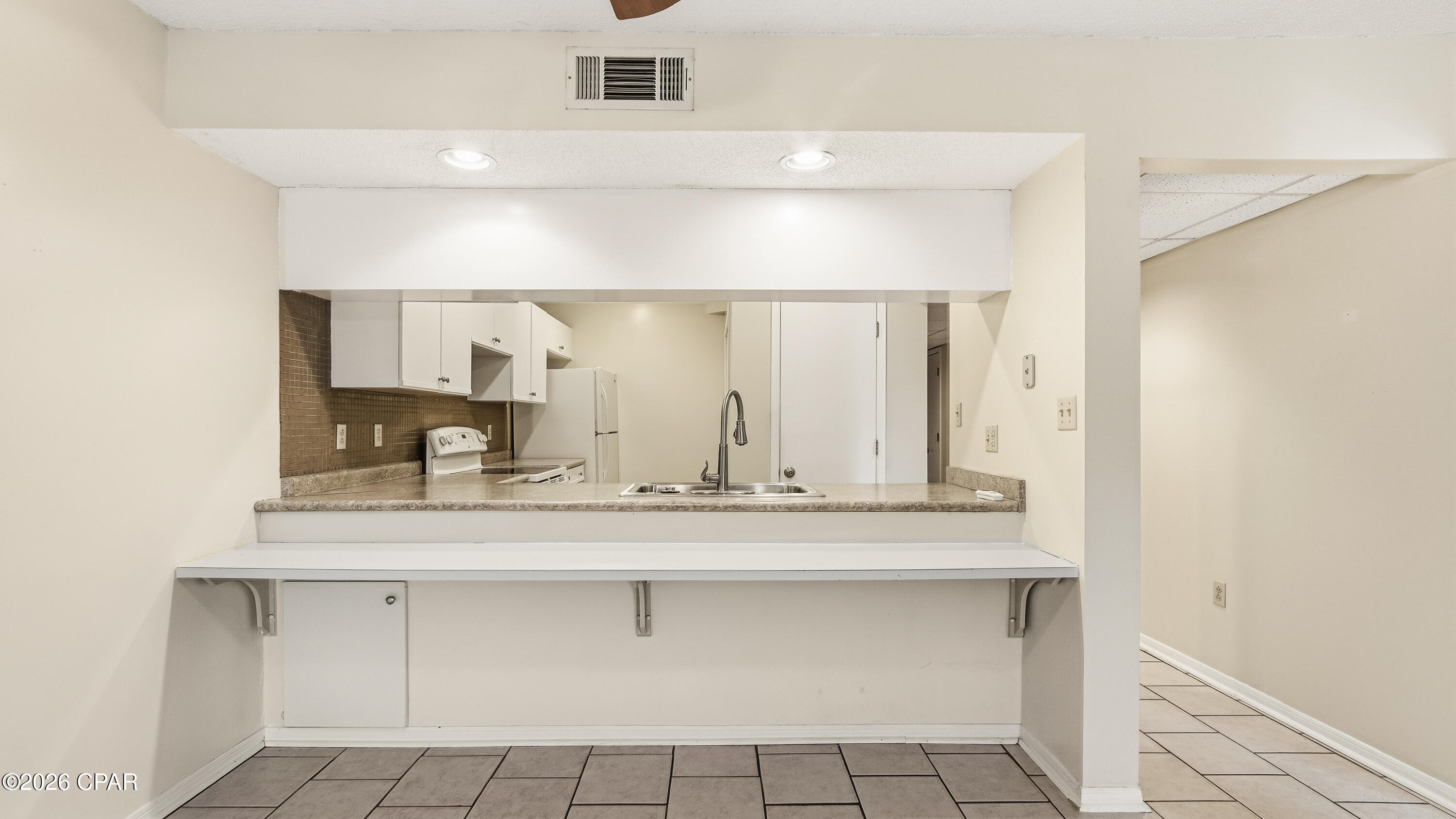 Forest Hills Tennis Villas - Residential