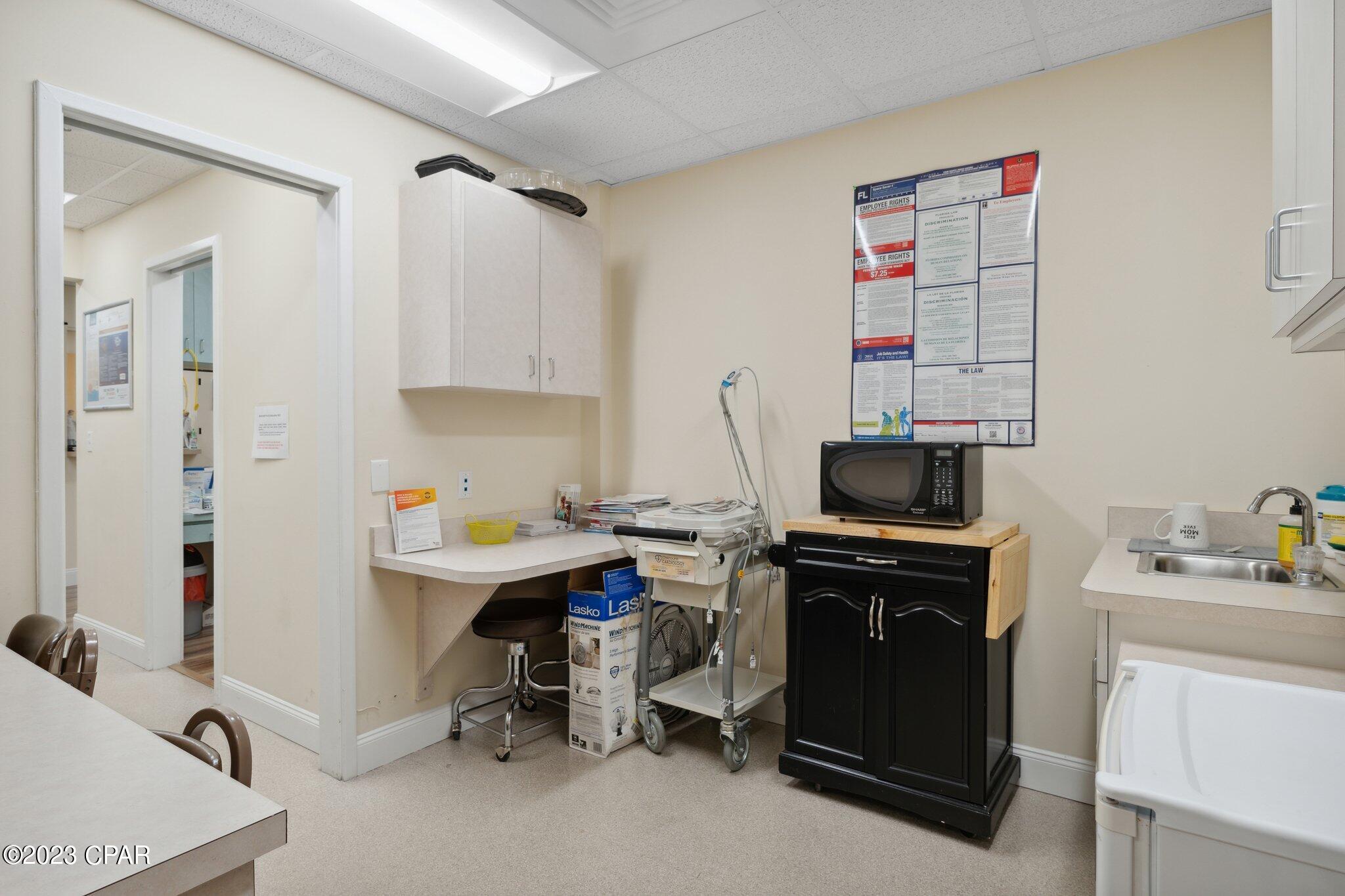 Gulf Coast Medical Plaza - Commercial Sale