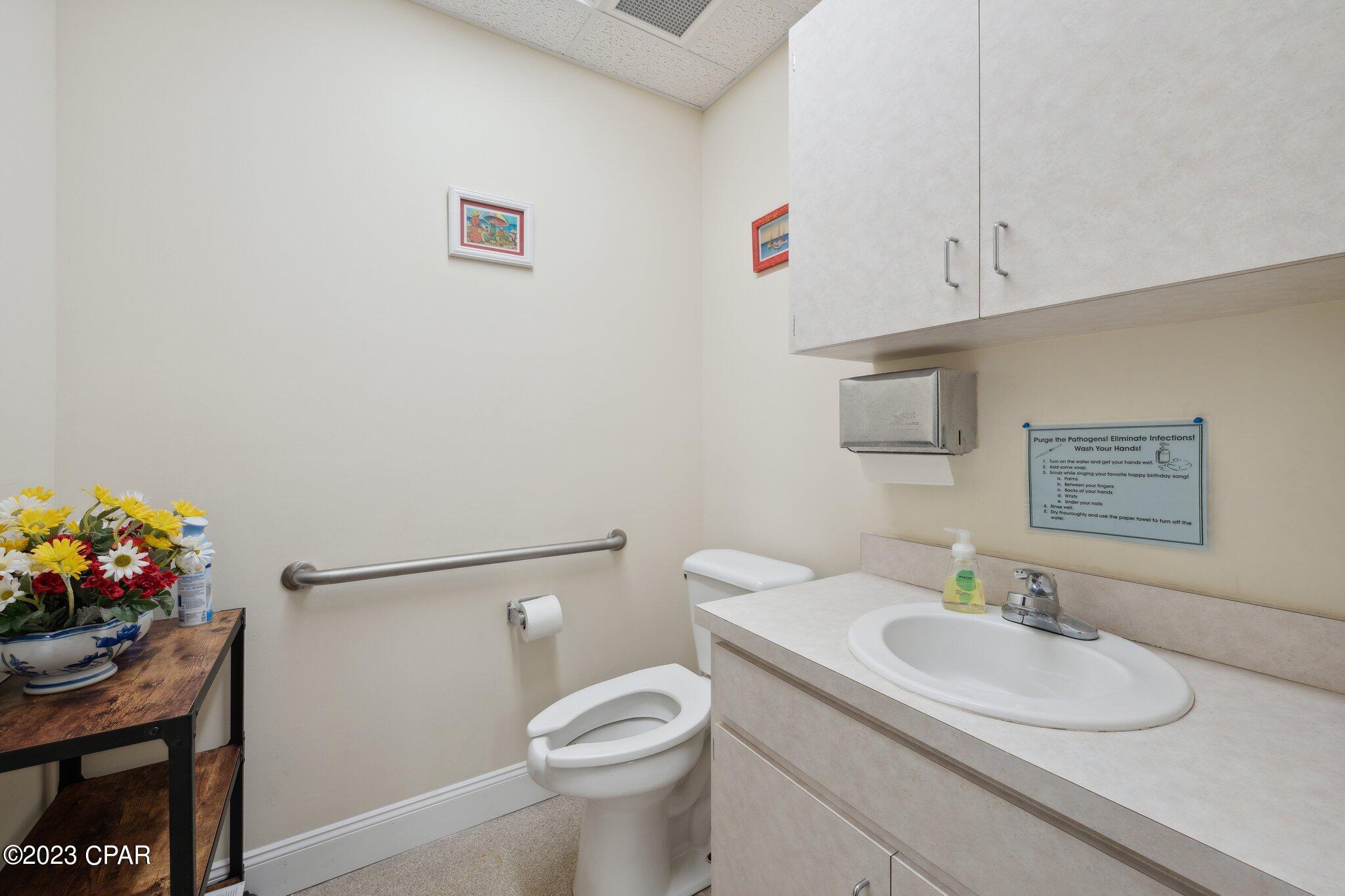 Gulf Coast Medical Plaza - Commercial Sale