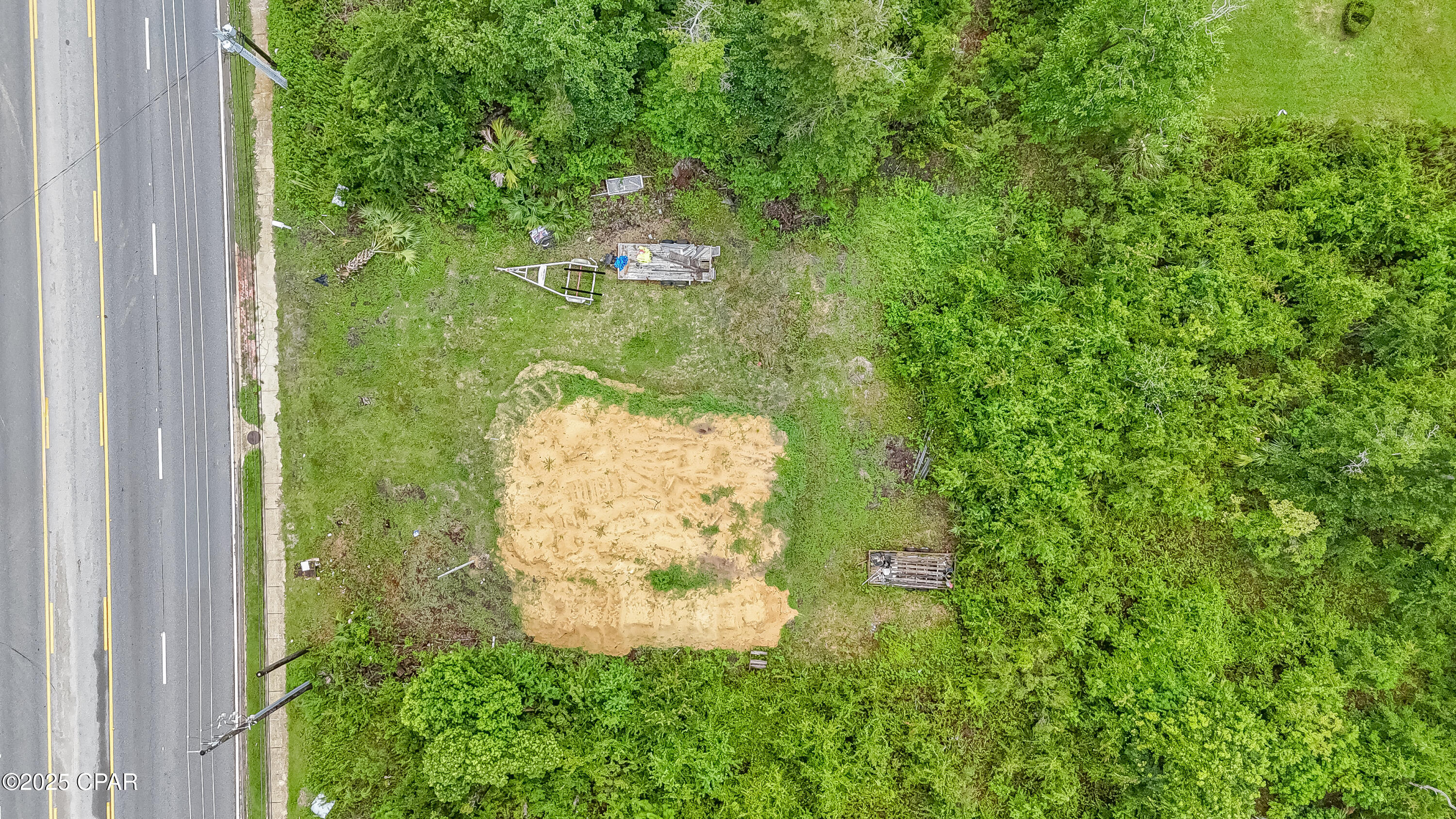 Louis Tract - Land