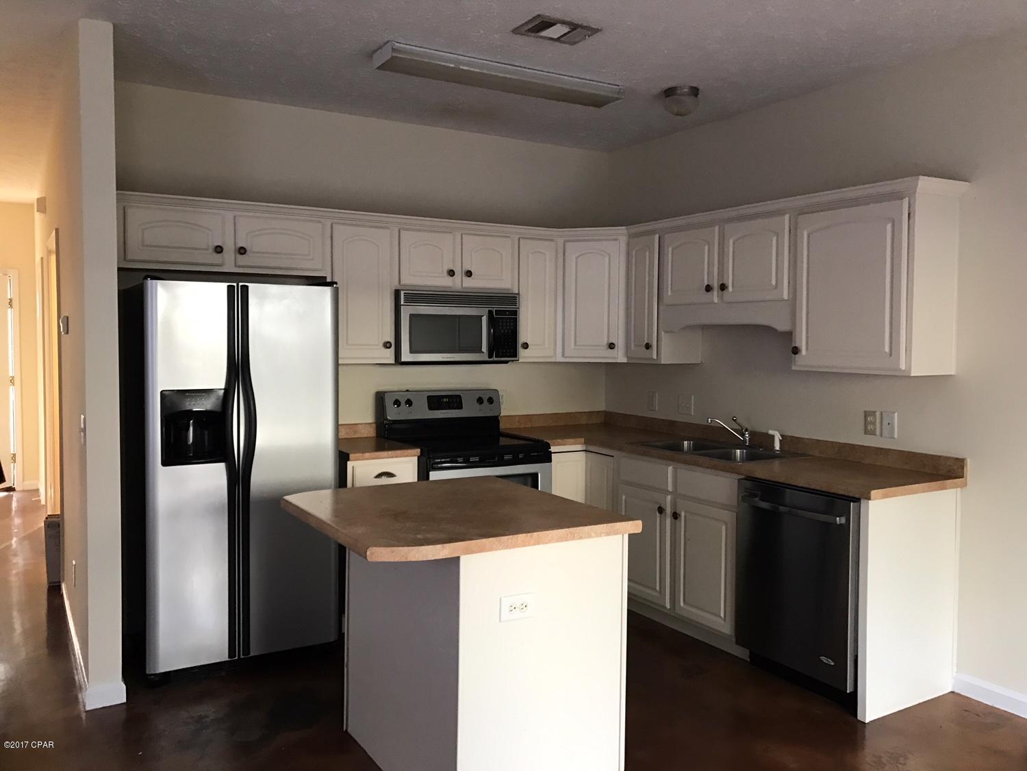 Pines 3rd Add Replat - Residential Lease