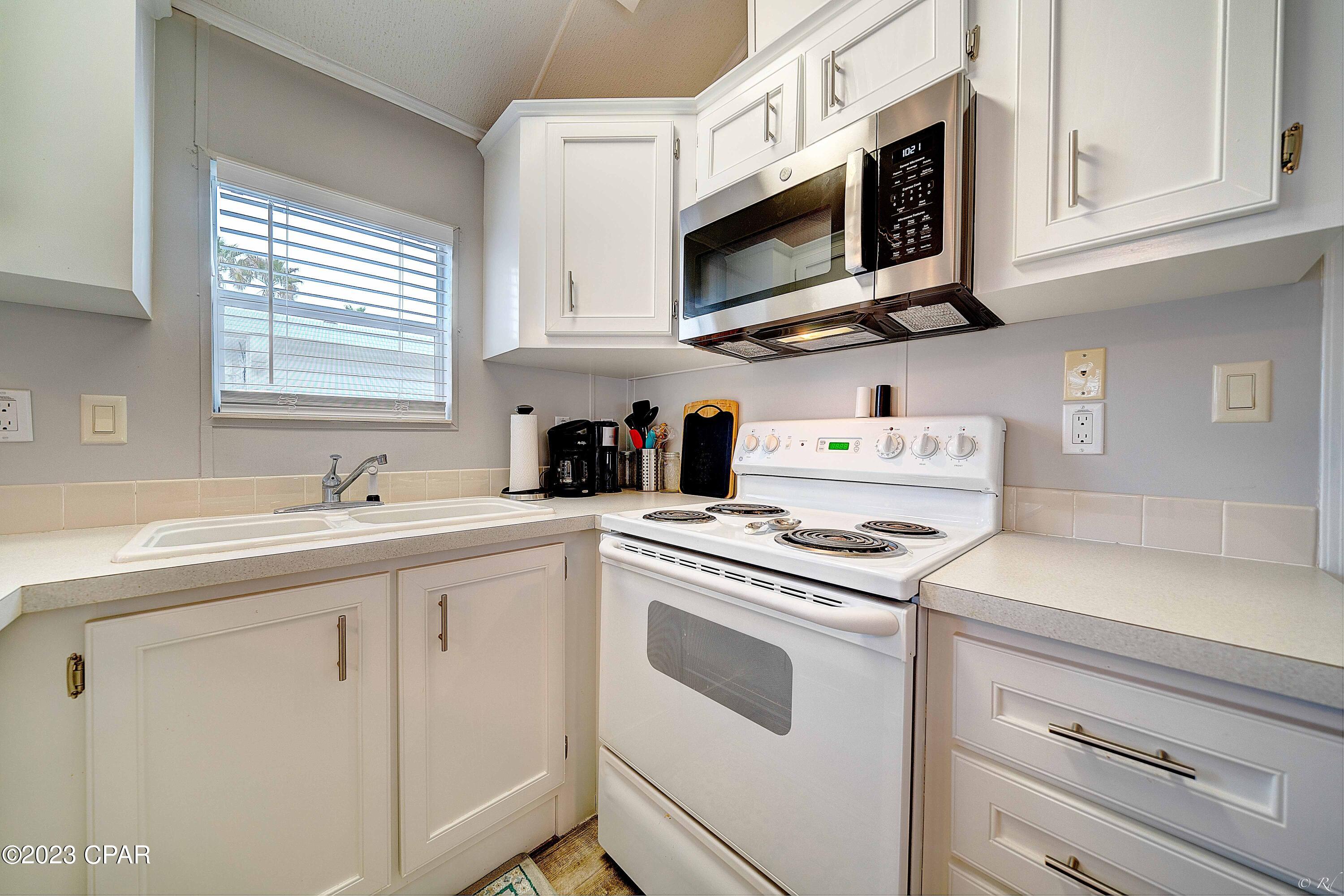 Emerald Pointe Resort - Residential