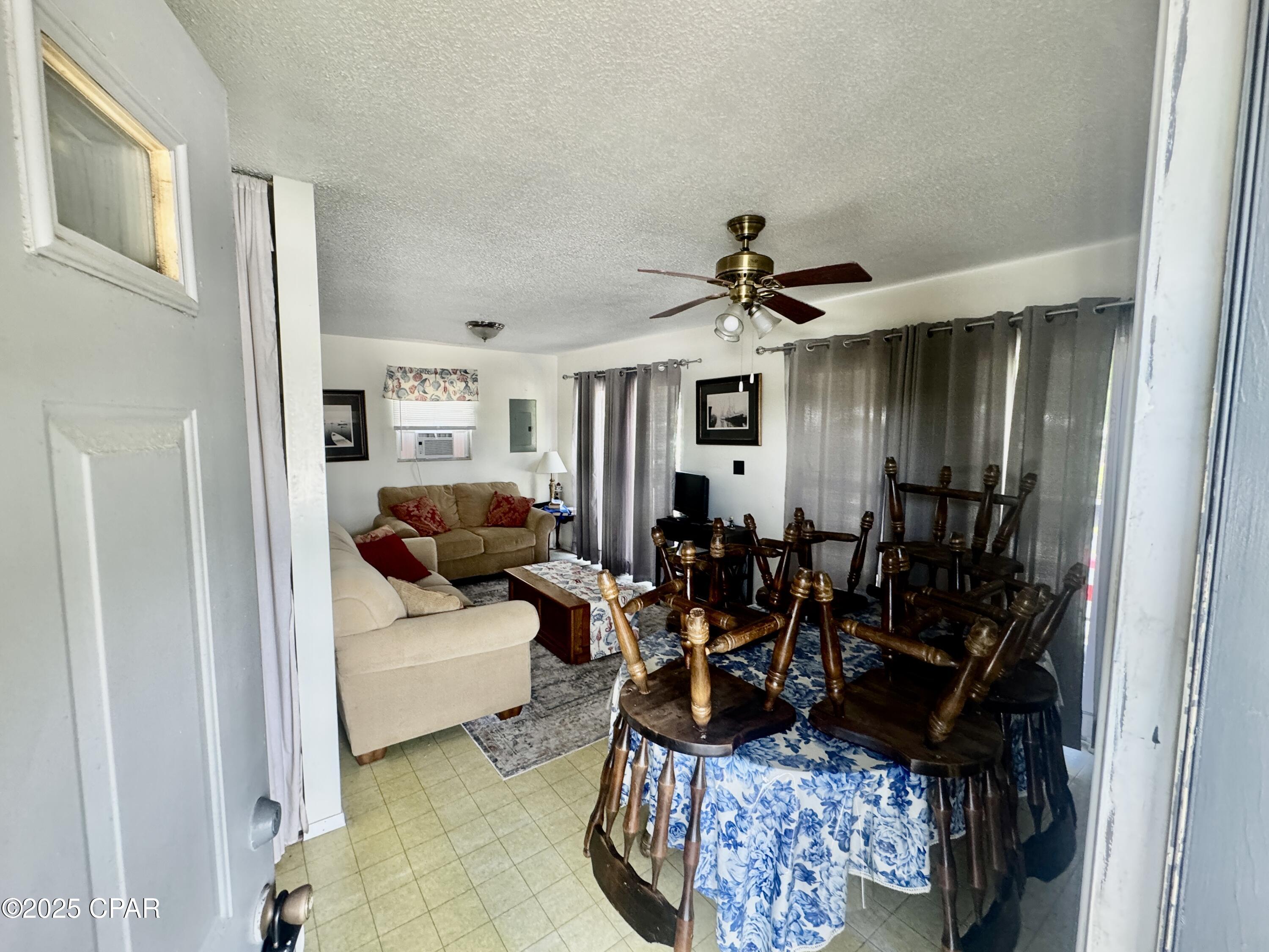 Laguna Beach 6th Add - Residential