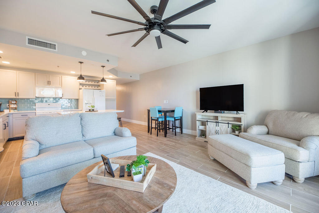 Laketown Wharf - Residential
