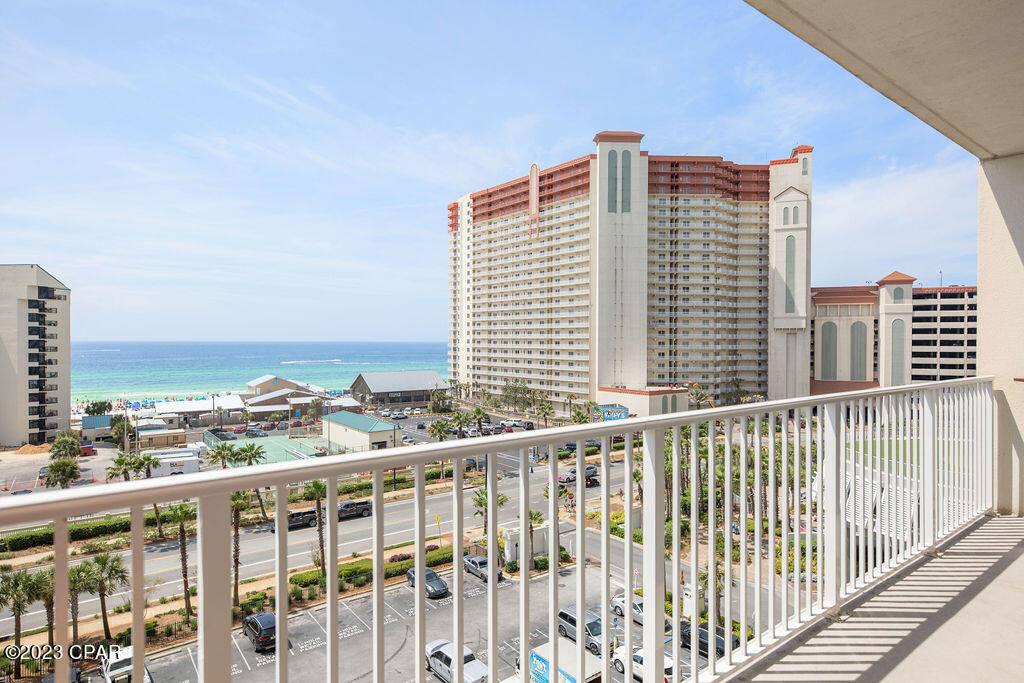 Laketown Wharf - Residential