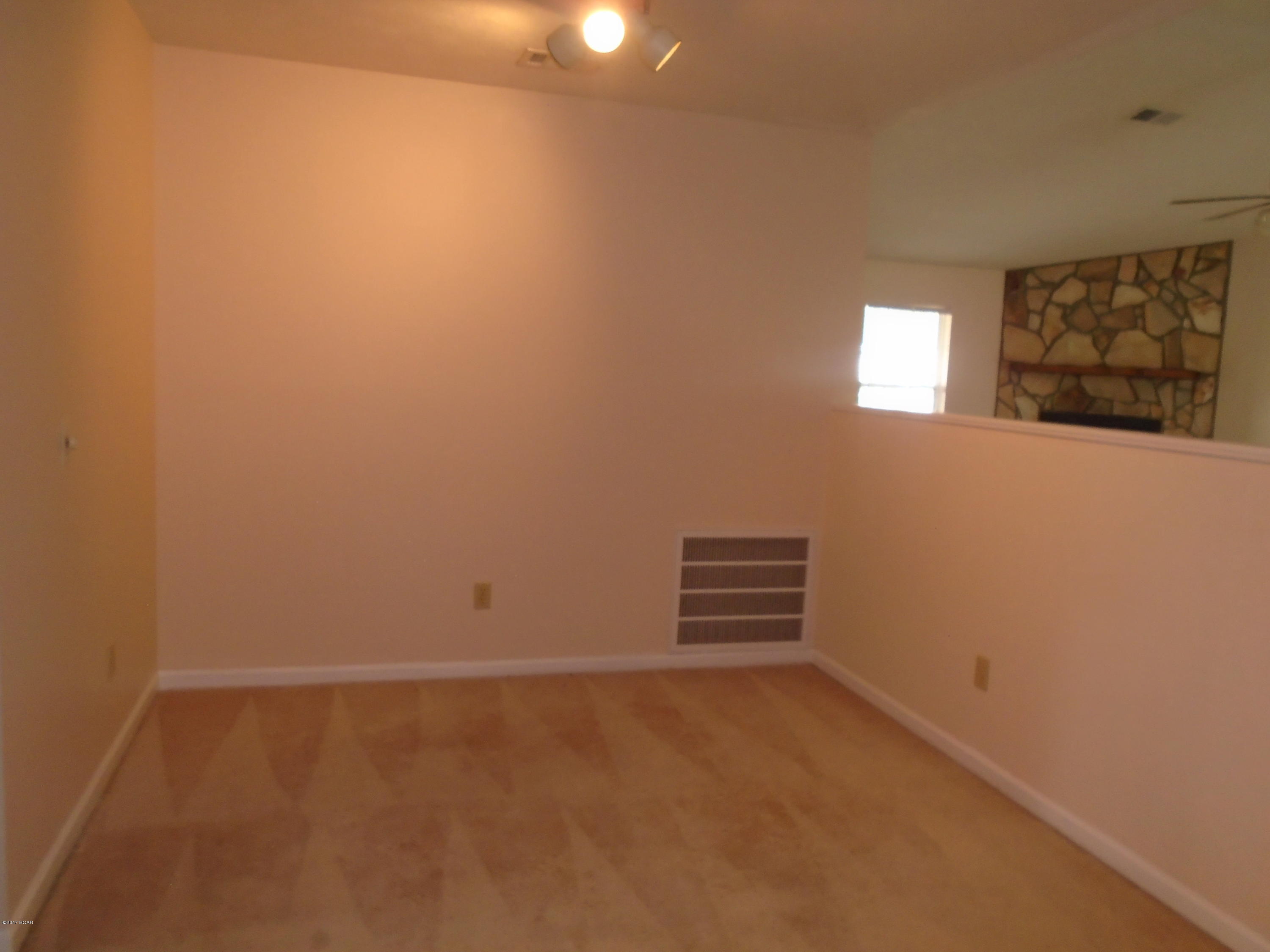 Bay Front Unit 4 - Residential Lease
