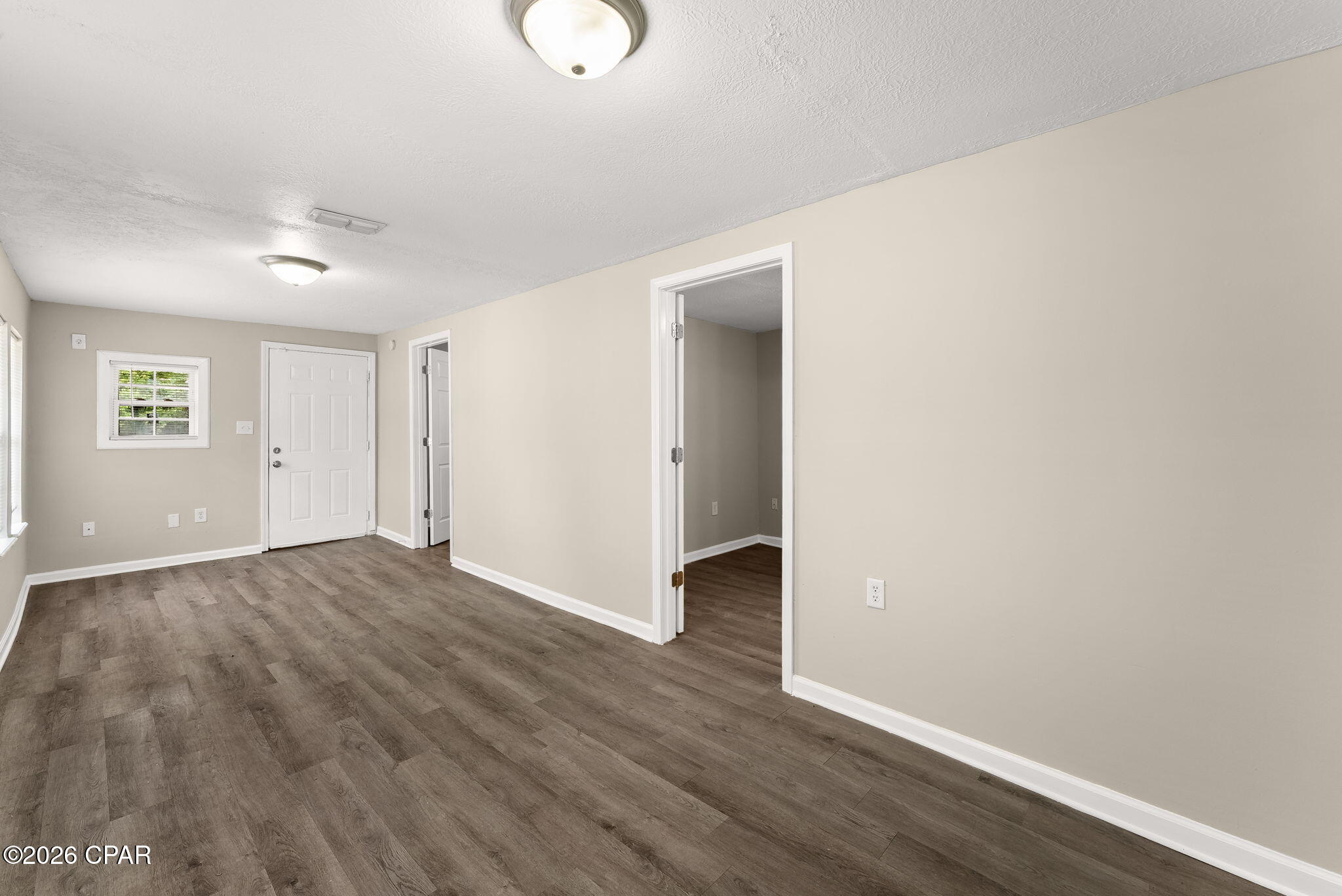 [No Recorded Subdiv] - Commercial Sale